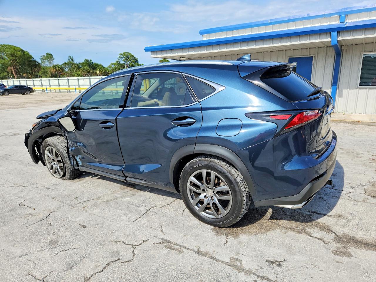 2015 Lexus Nx 200t Blue vin: JTJYARBZ0F2012420