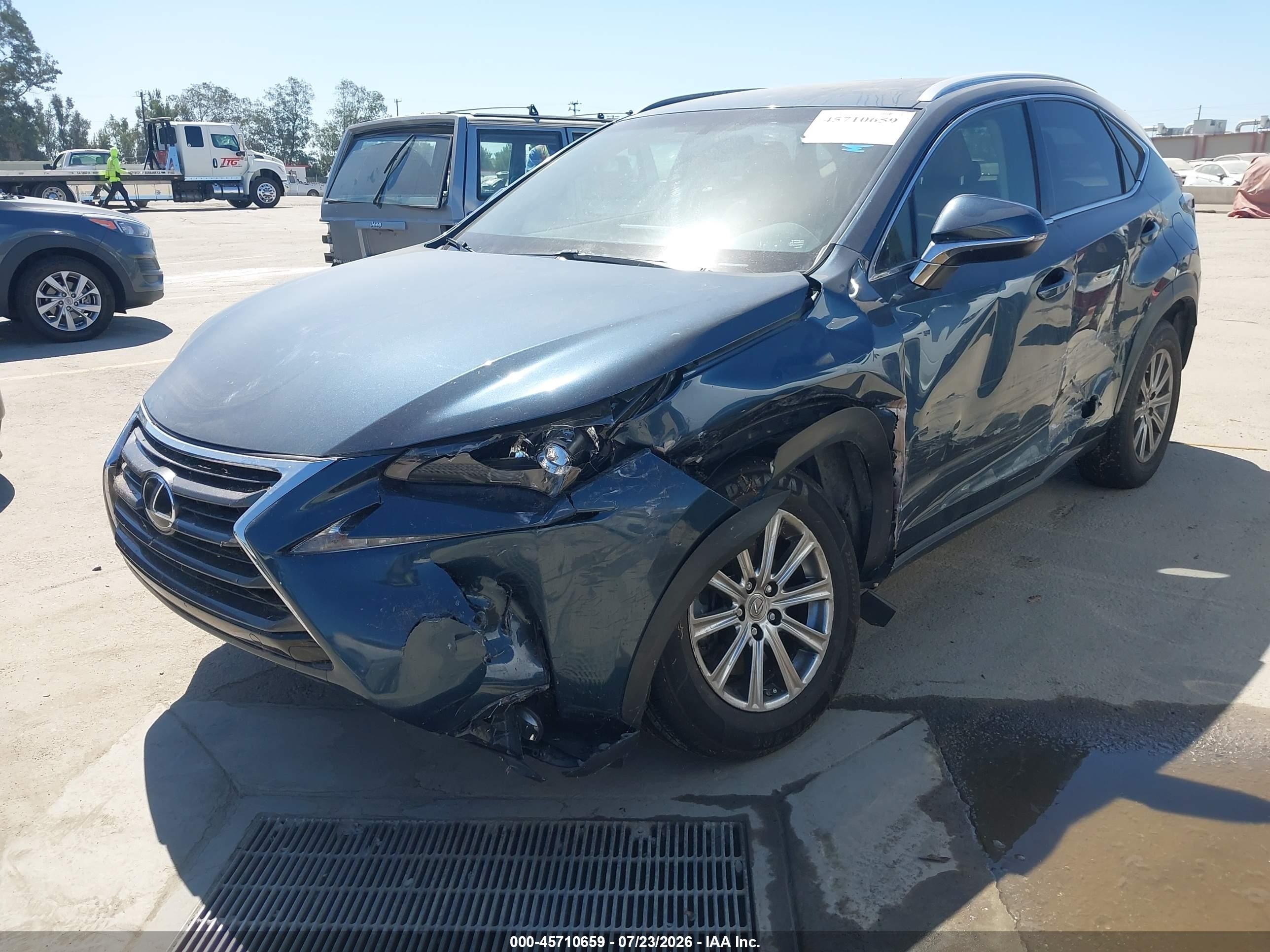 2015 Lexus Nx 200t   Синий vin: JTJYARBZ0F2015642