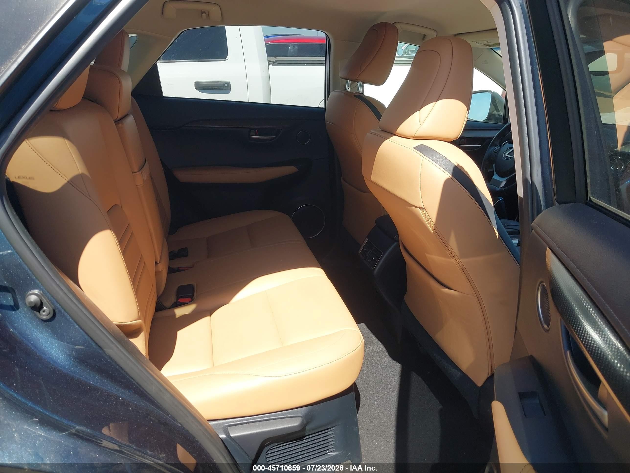 2015 Lexus Nx 200t   Синий vin: JTJYARBZ0F2015642
