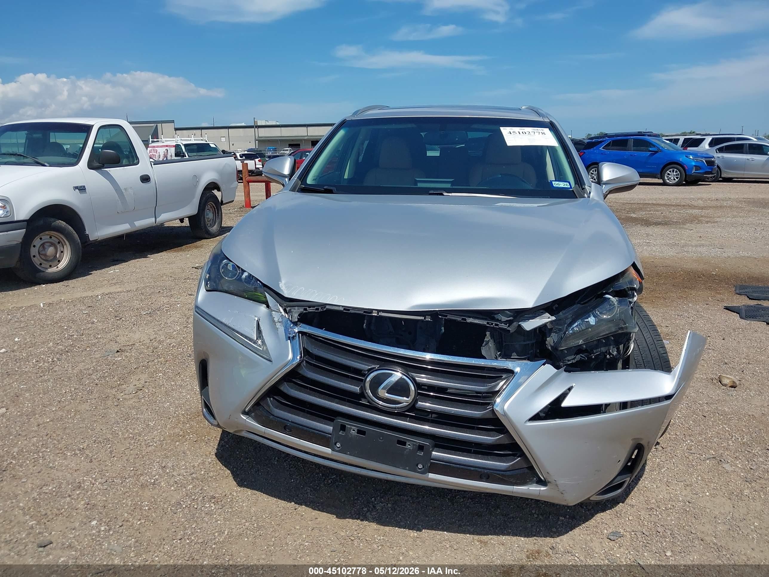 2015 Lexus Nx 200t Серебряный vin: JTJYARBZ0F2020033