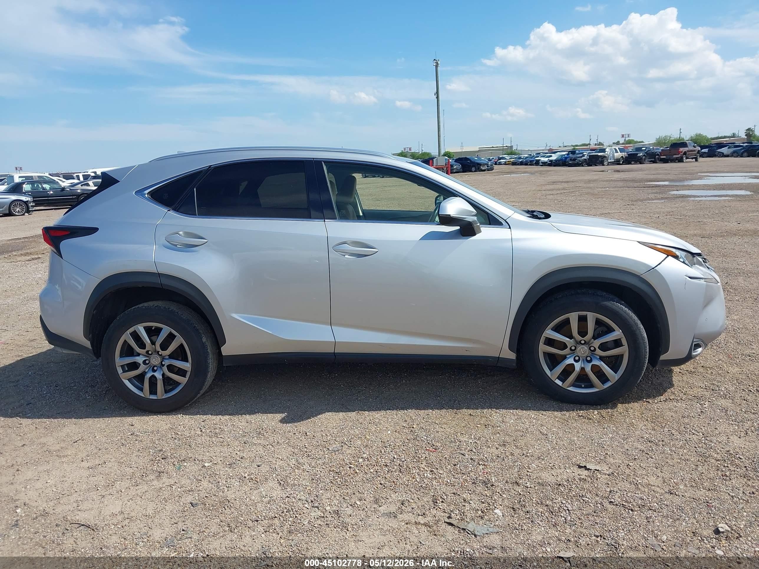 2015 Lexus Nx 200t Серебряный vin: JTJYARBZ0F2020033