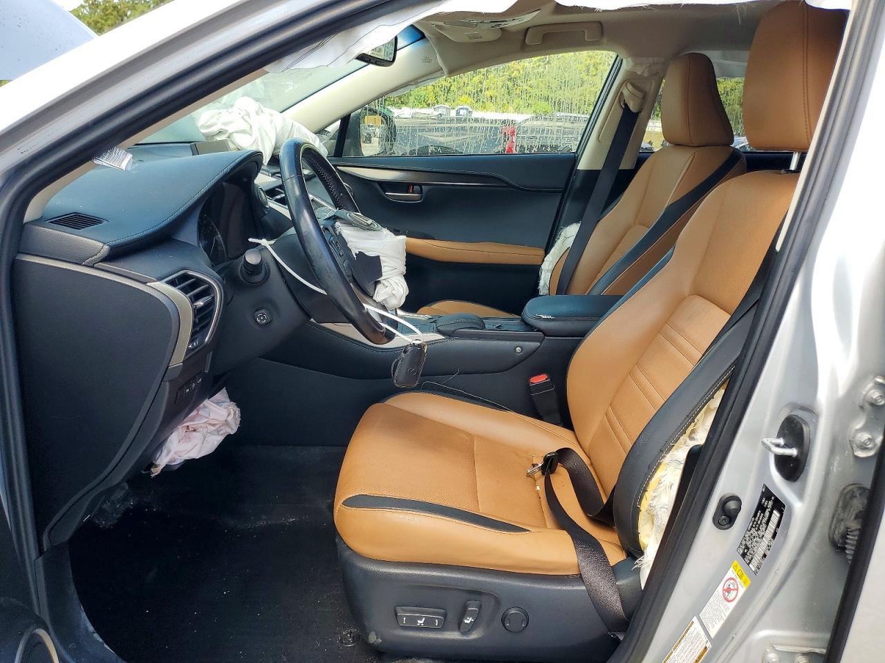 2017 Lexus Nx 200t Base Серебряный vin: JTJYARBZ0H2083958