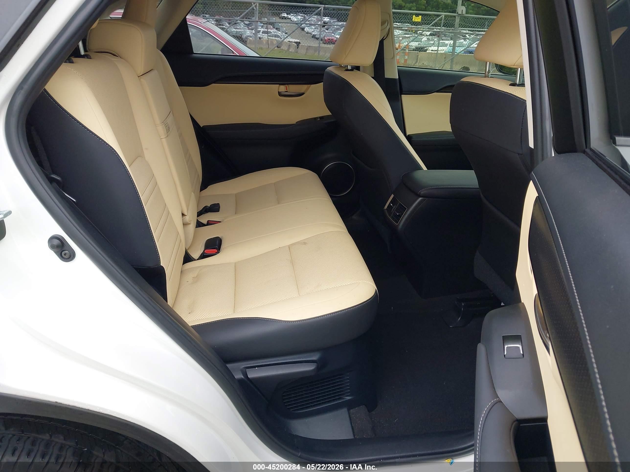2018 Lexus Nx 300   Белый vin: JTJYARBZ0J2087143