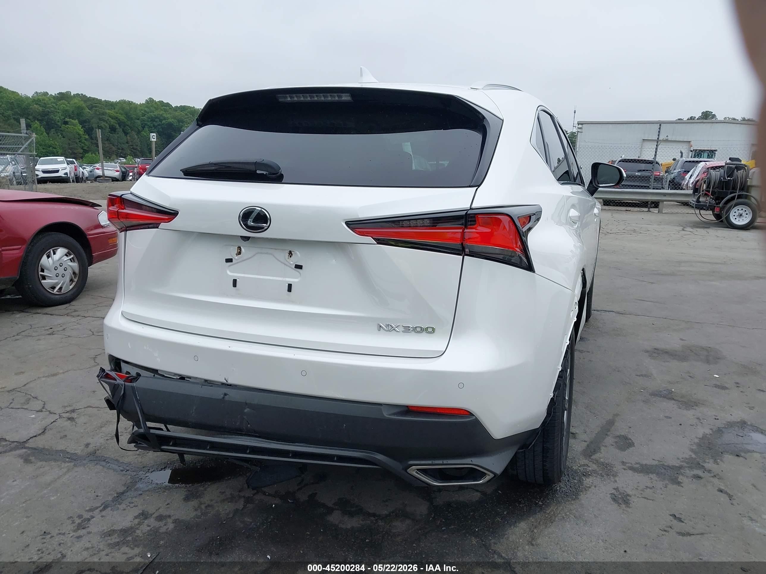 2018 Lexus Nx 300   Белый vin: JTJYARBZ0J2087143
