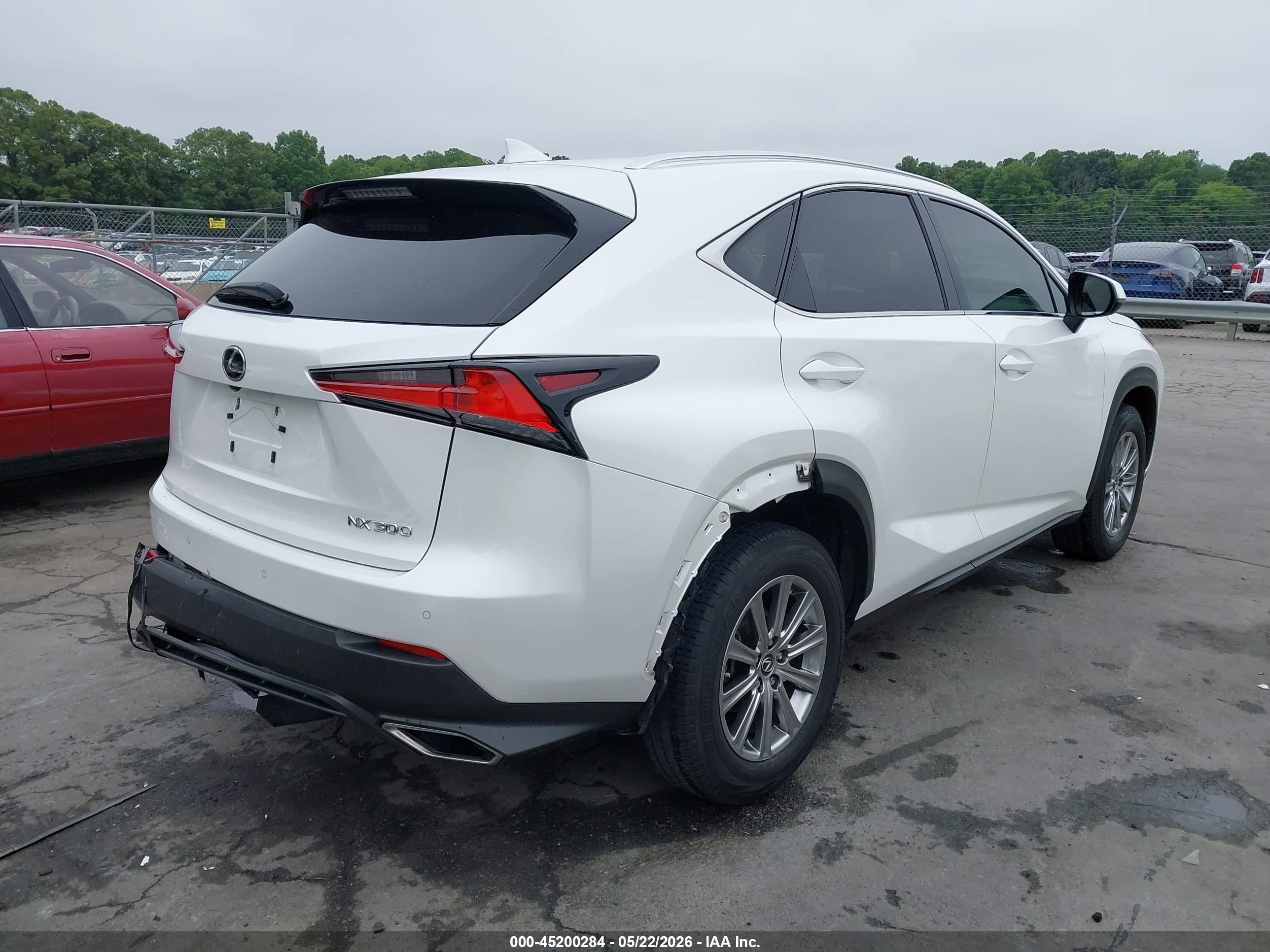 2018 Lexus Nx 300   Белый vin: JTJYARBZ0J2087143