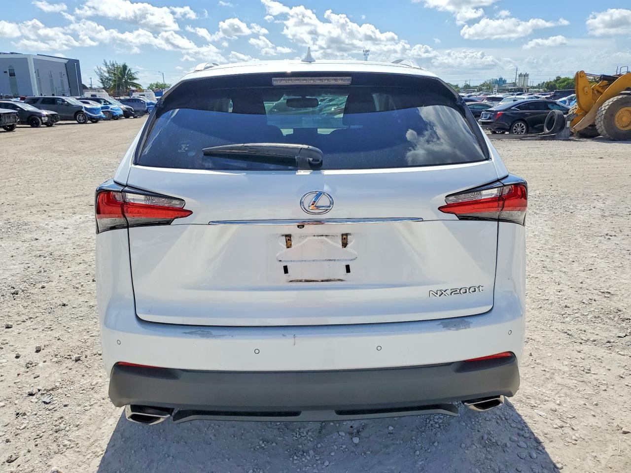 2015 Lexus Nx 200t White vin: JTJYARBZ2F2007297