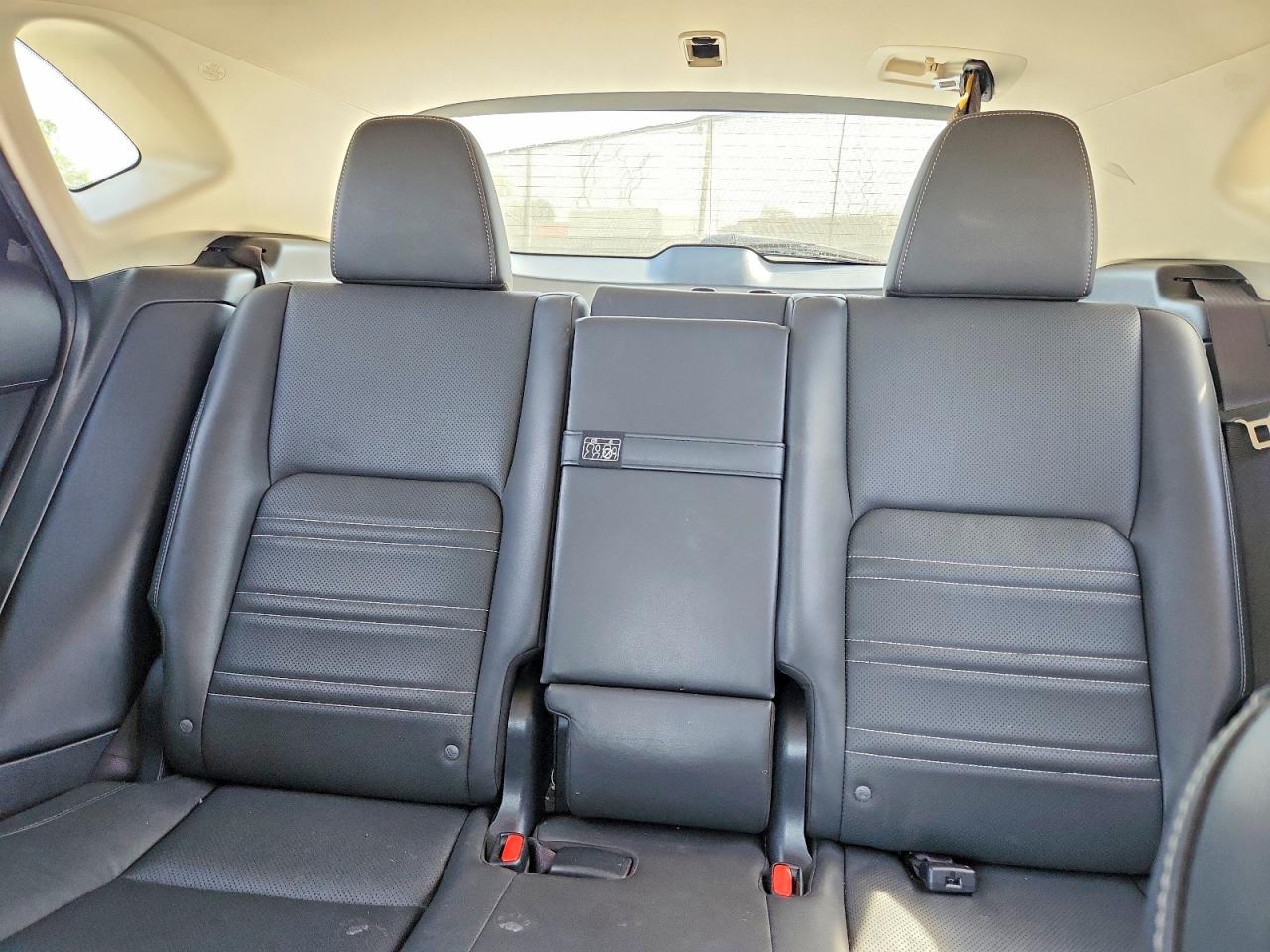 2015 Lexus Nx 200t Белый vin: JTJYARBZ2F2018378