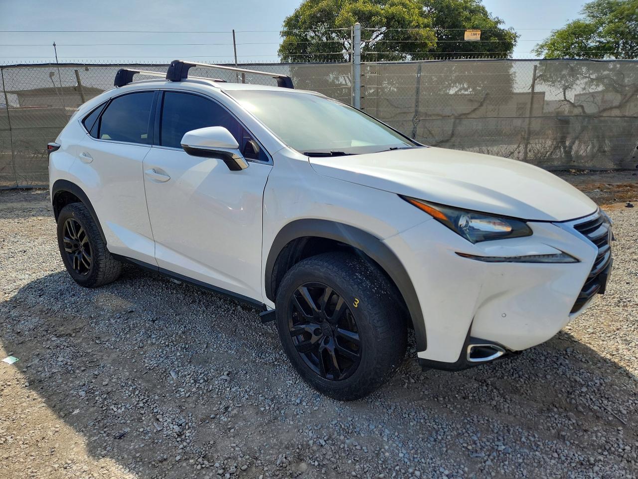 2015 Lexus Nx 200t Белый vin: JTJYARBZ2F2018378