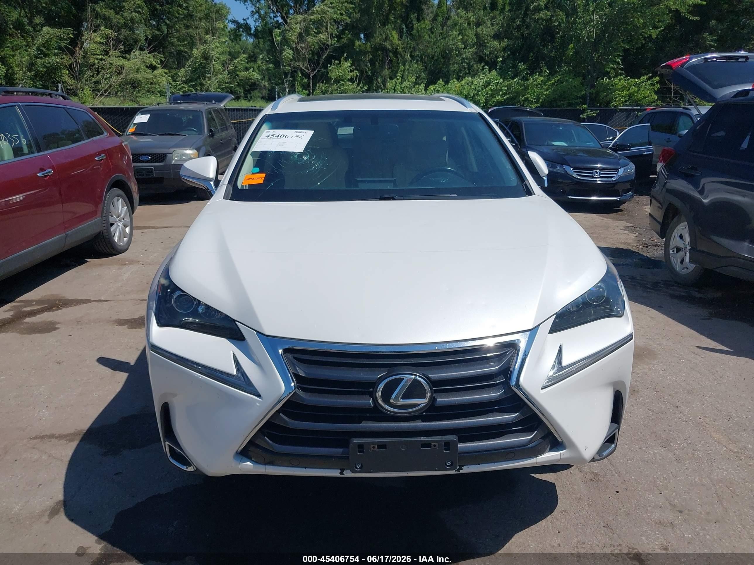 2015 Lexus Nx 200t   White vin: JTJYARBZ2F2021720