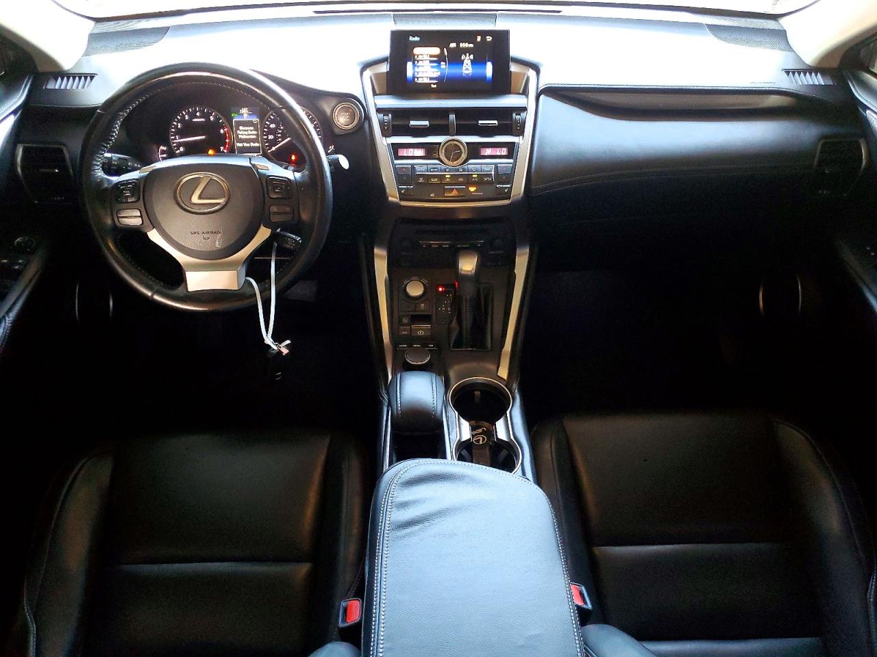 2017 Lexus Nx 200t Base Серебряный vin: JTJYARBZ3H2075644