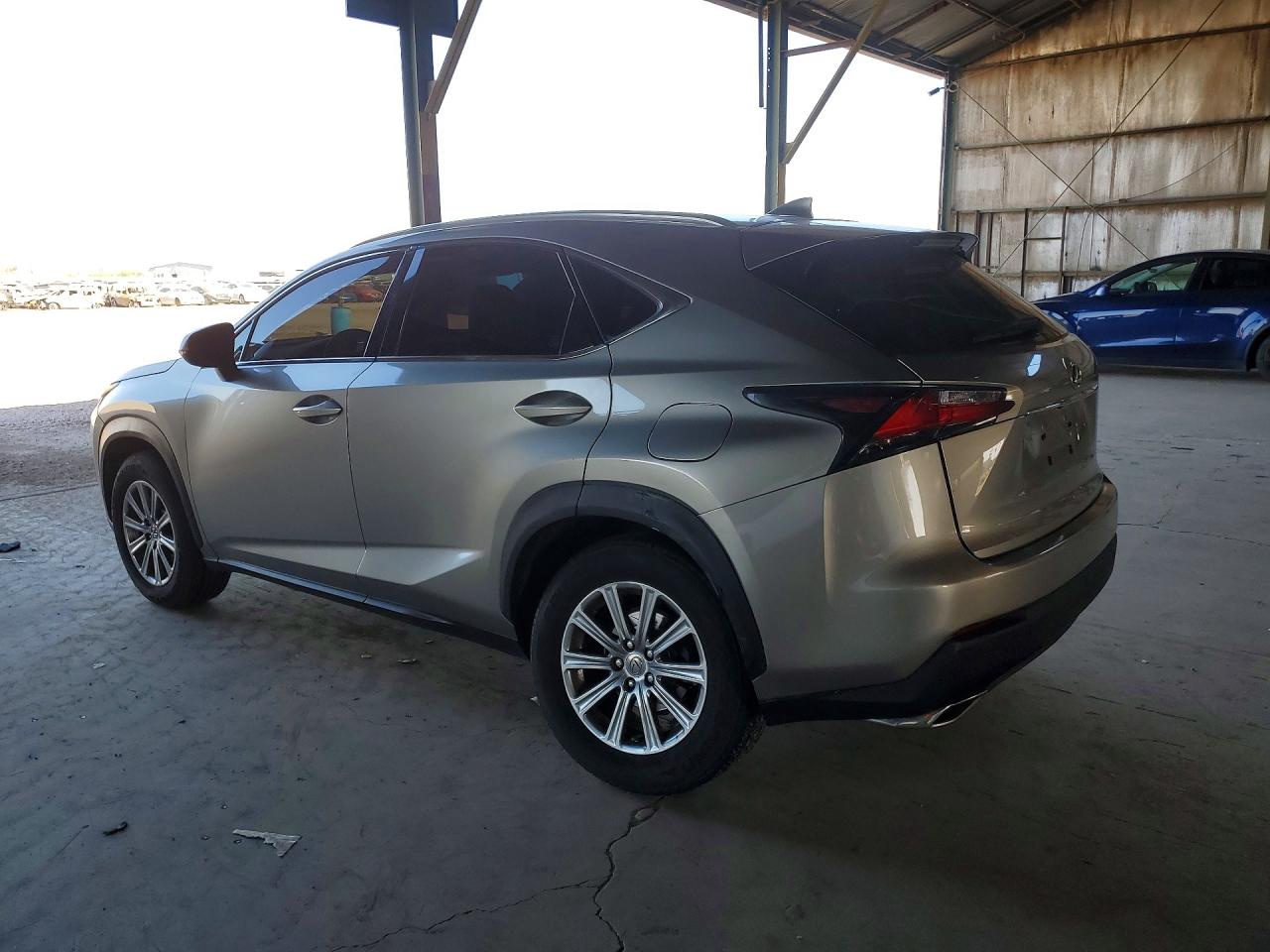 2017 Lexus Nx 200t Base Серебряный vin: JTJYARBZ3H2075644