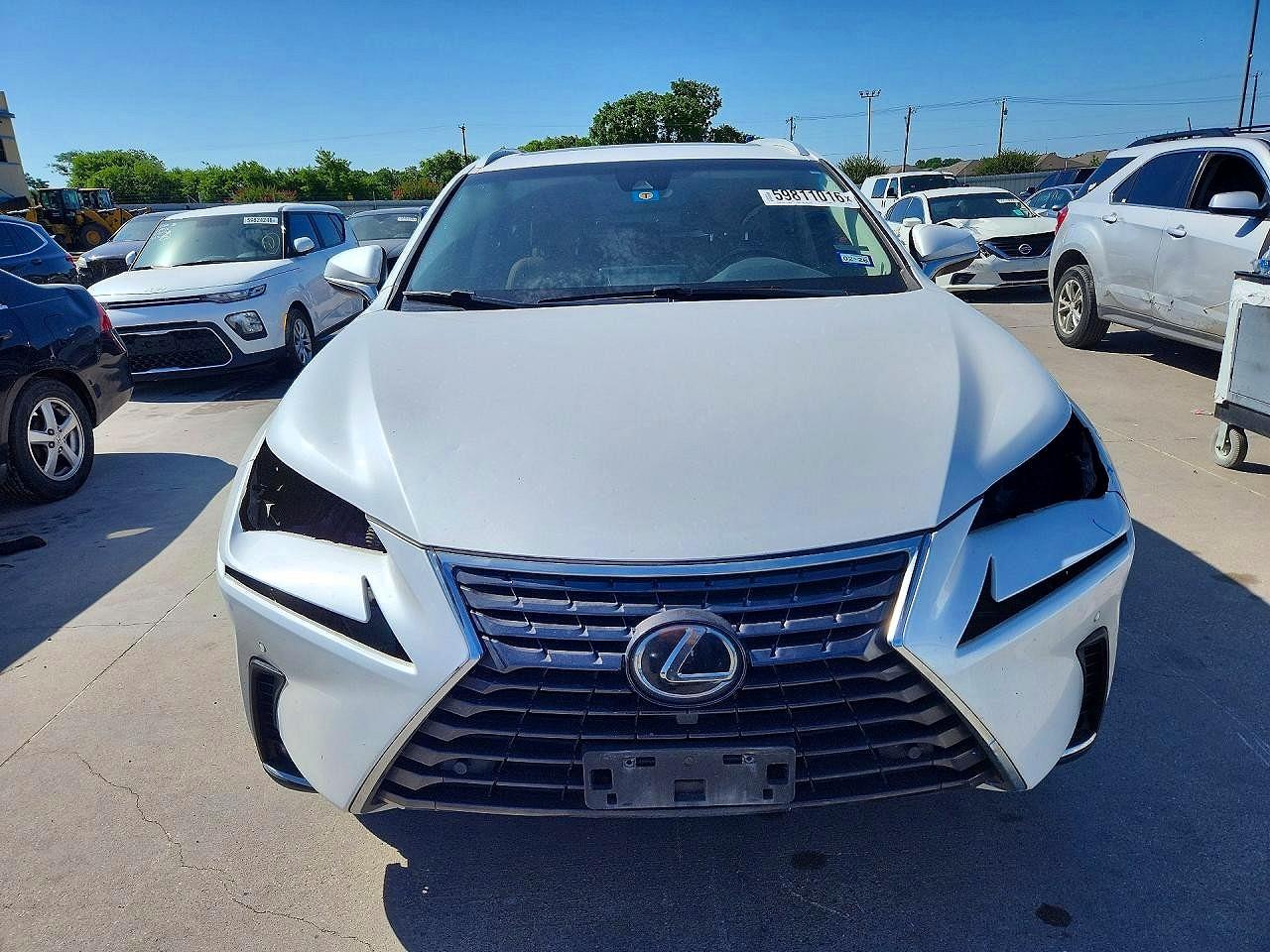 2018 Lexus Nx 300 Base White vin: JTJYARBZ3J2114108