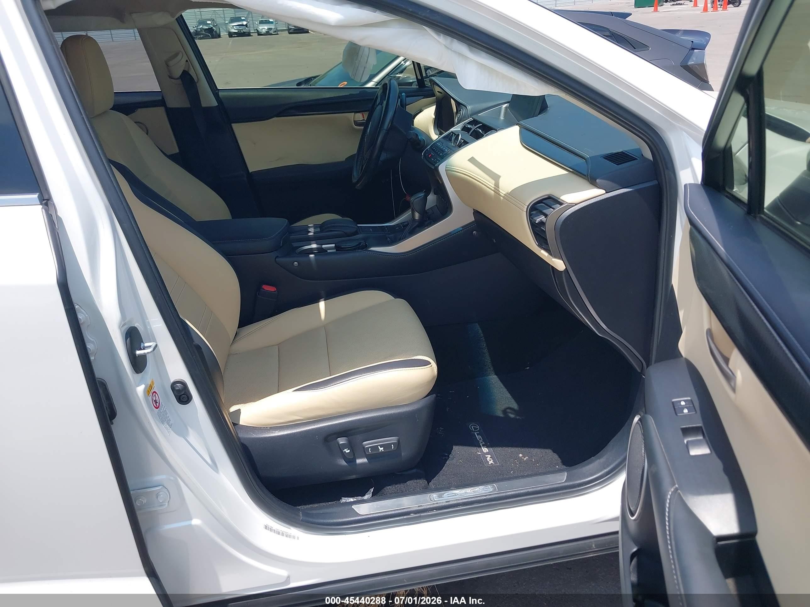 2015 Lexus Nx 200t   White vin: JTJYARBZ4F2010640