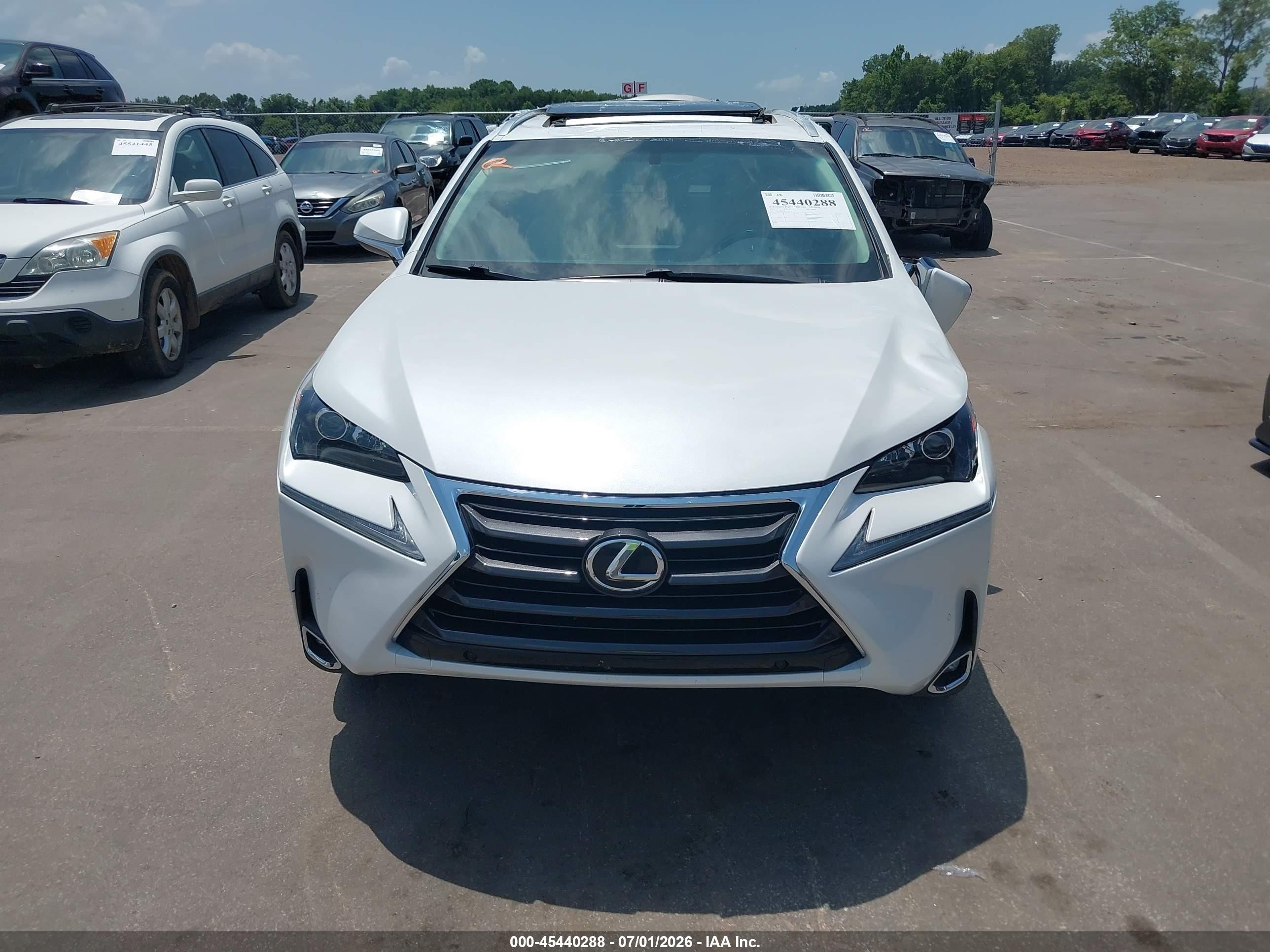 2015 Lexus Nx 200t   White vin: JTJYARBZ4F2010640