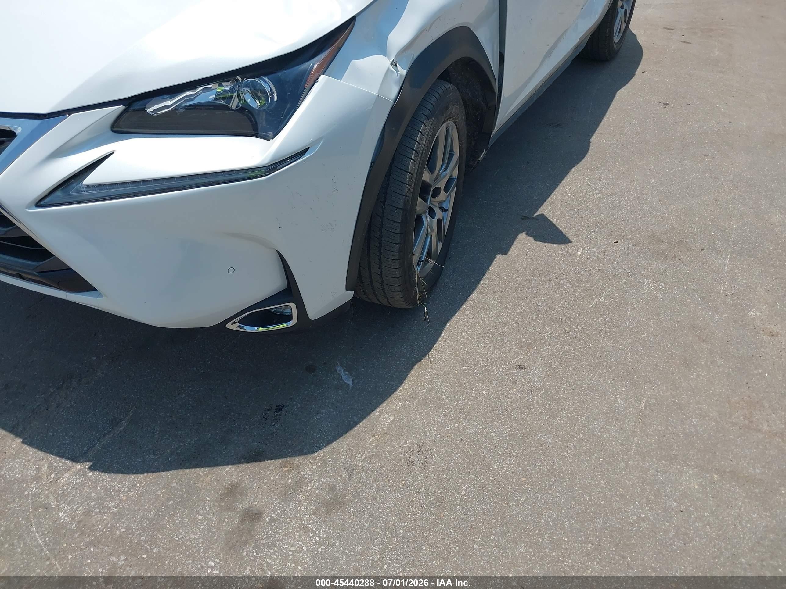 2015 Lexus Nx 200t   White vin: JTJYARBZ4F2010640