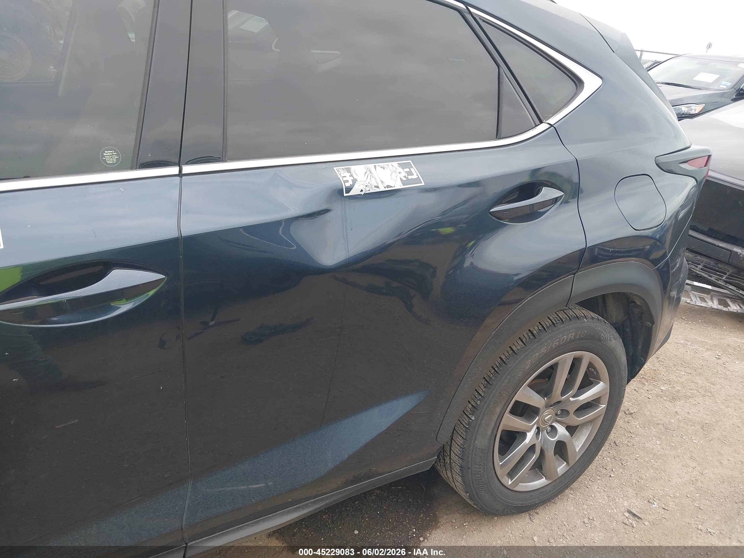 2015 Lexus Nx 200t   Black vin: JTJYARBZ4F2013702