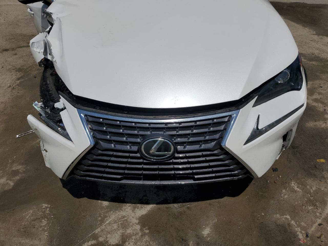 2018 Lexus Nx 300 Base Белый vin: JTJYARBZ6J2088894