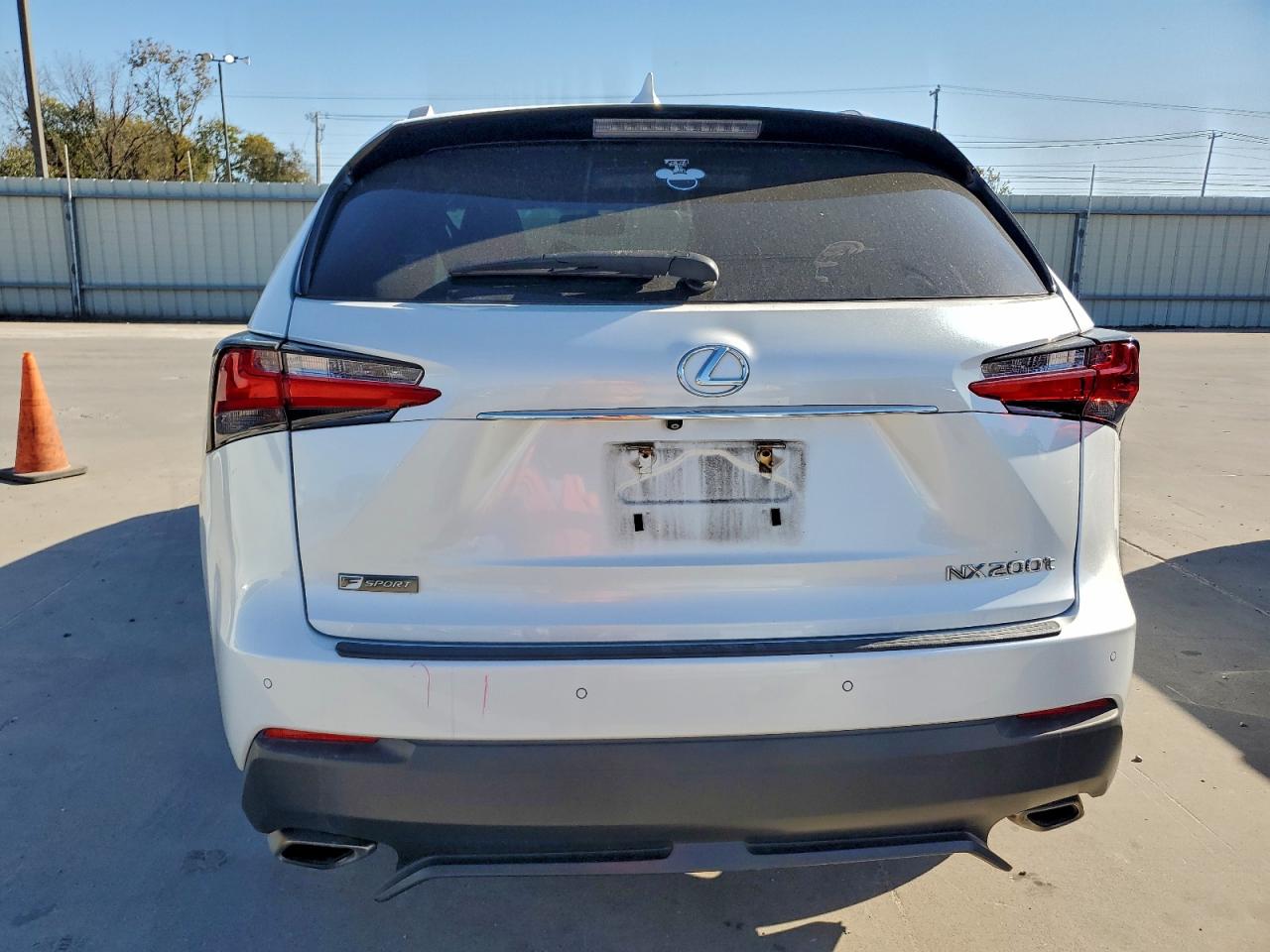 2015 Lexus Nx 200t Белый vin: JTJYARBZ7F2005075