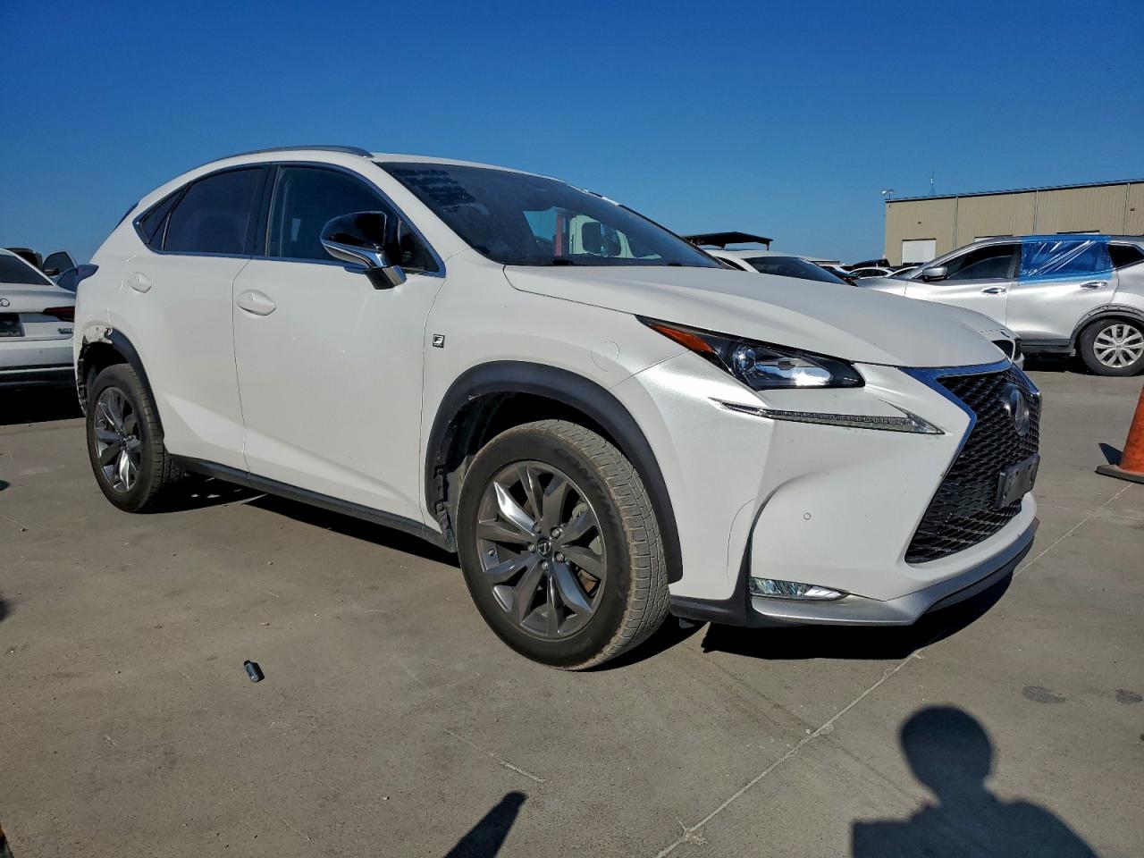 2015 Lexus Nx 200t Белый vin: JTJYARBZ7F2005075