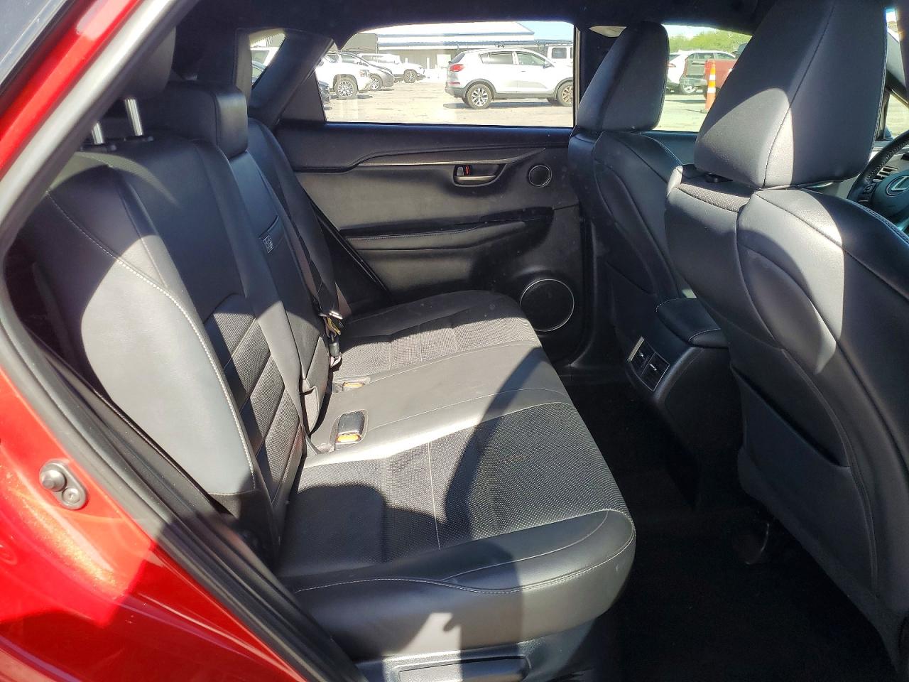 2015 Lexus Nx 200t Burgundy vin: JTJYARBZ7F2011135