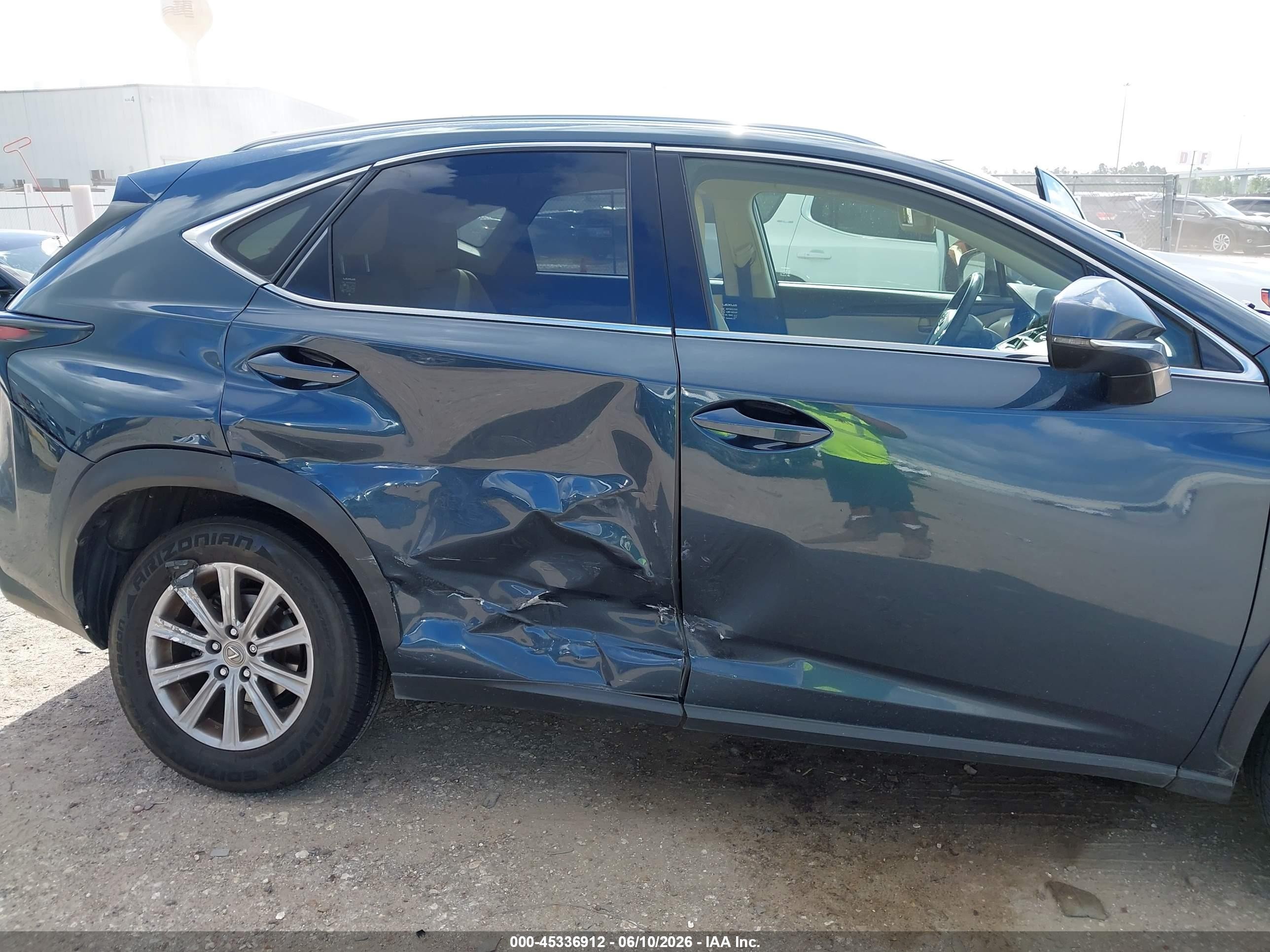 2015 Lexus Nx 200t Blue vin: JTJYARBZ8F2004405
