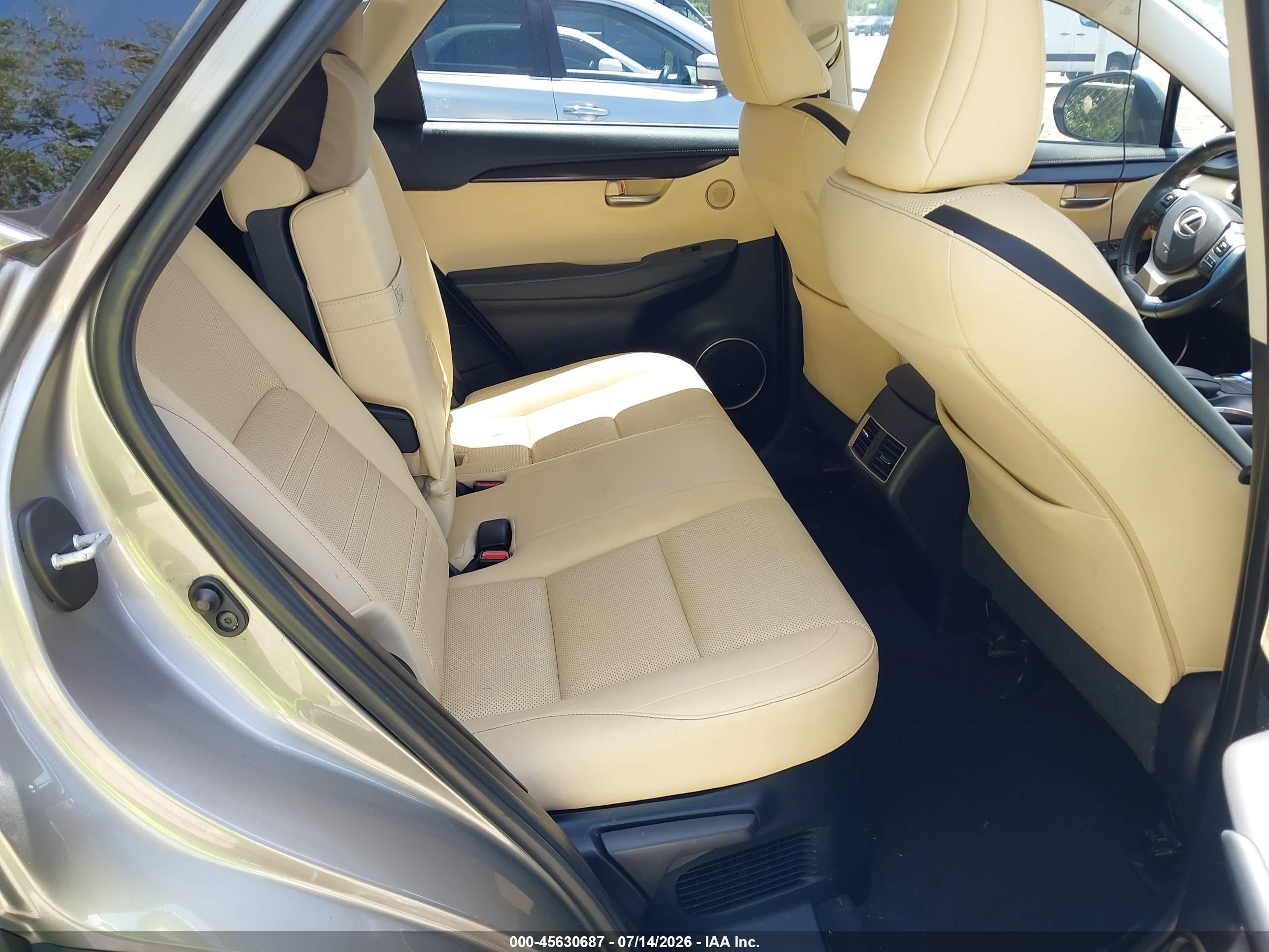2015 Lexus Nx 200t   Silver vin: JTJYARBZ8F2019342
