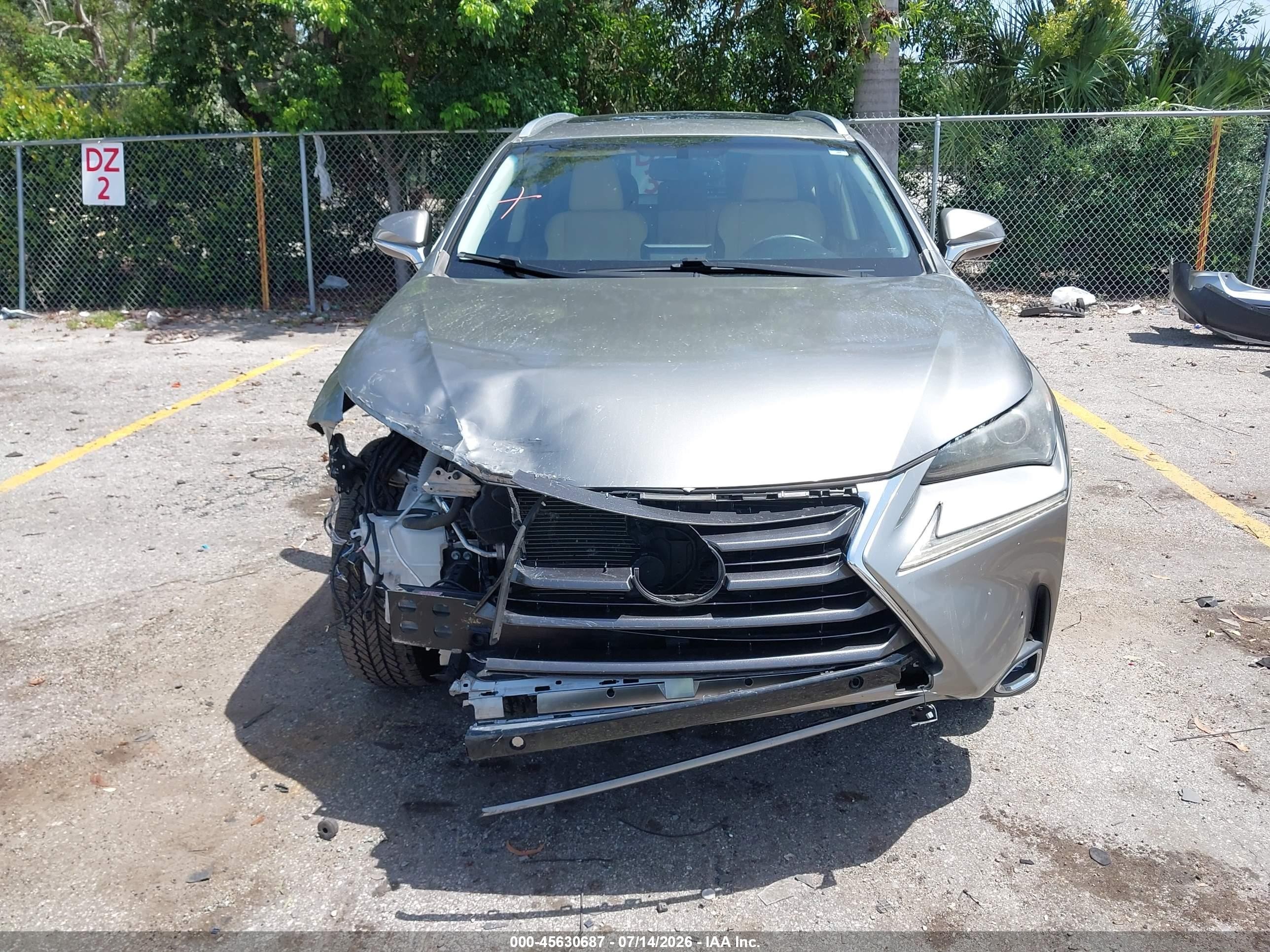 2015 Lexus Nx 200t   Silver vin: JTJYARBZ8F2019342