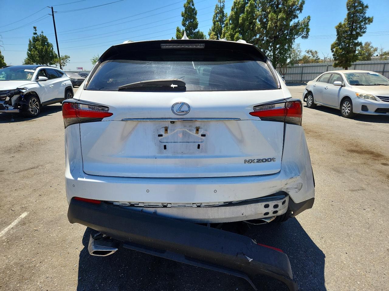 2017 Lexus Nx 200t Base White vin: JTJYARBZ8H2067099