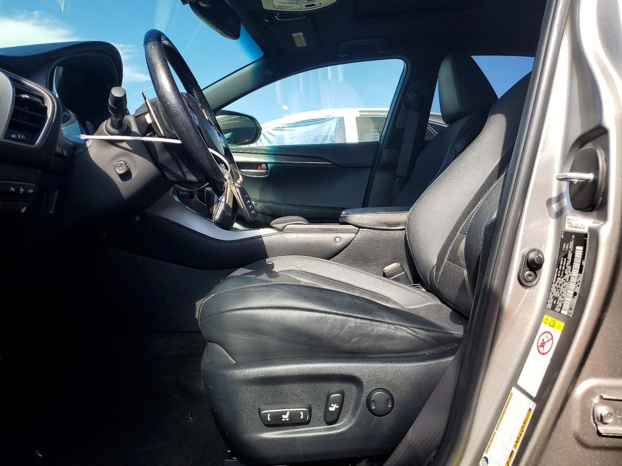 2015 Lexus Nx 200t Серебряный vin: JTJYARBZ9F2020631