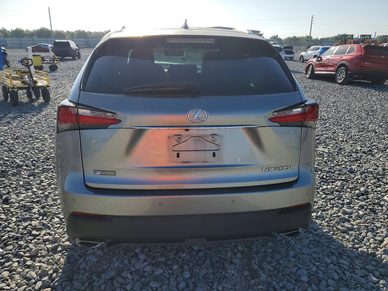 2015 Lexus Nx 200t Серебряный vin: JTJYARBZ9F2020631