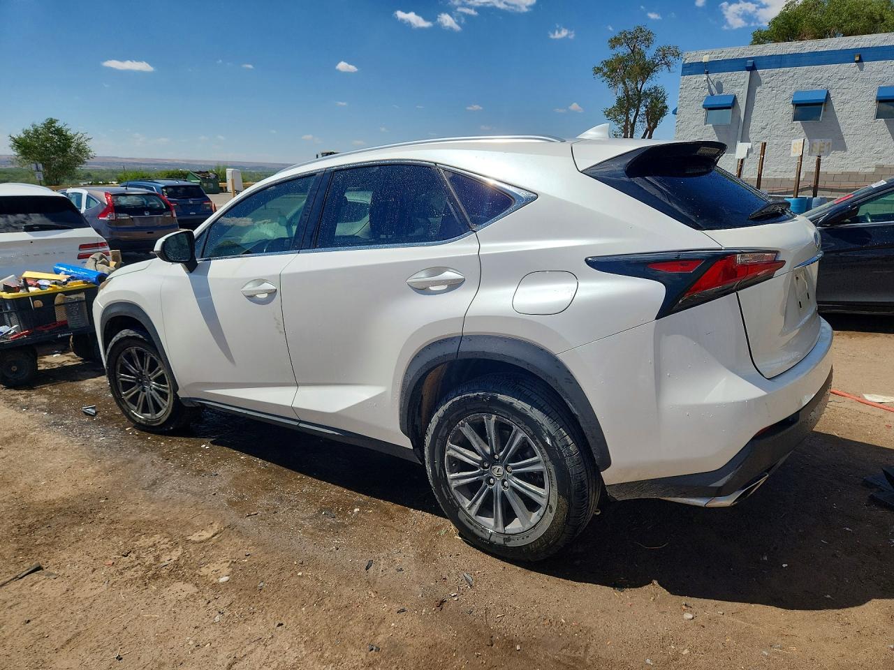 2015 Lexus Nx 200t White vin: JTJYARBZXF2006480