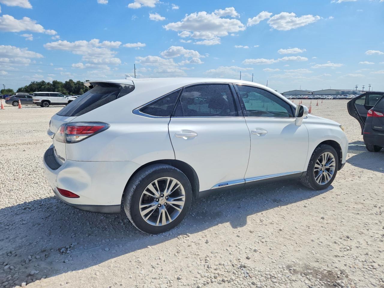 2013 Lexus Rx 450h White vin: JTJZB1BA0D2413069