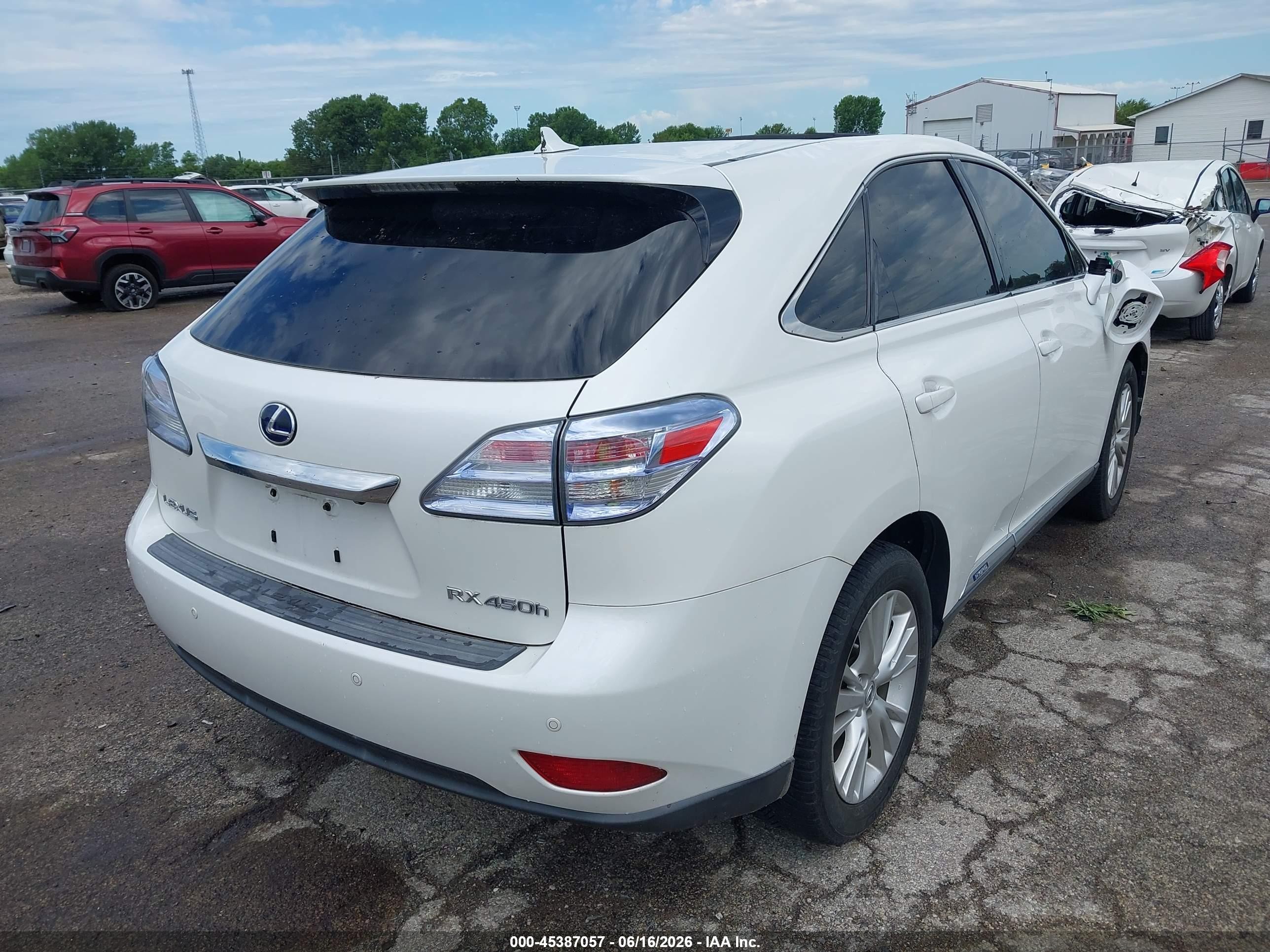 2010 Lexus Rx 450h   White vin: JTJZB1BA2A2002834