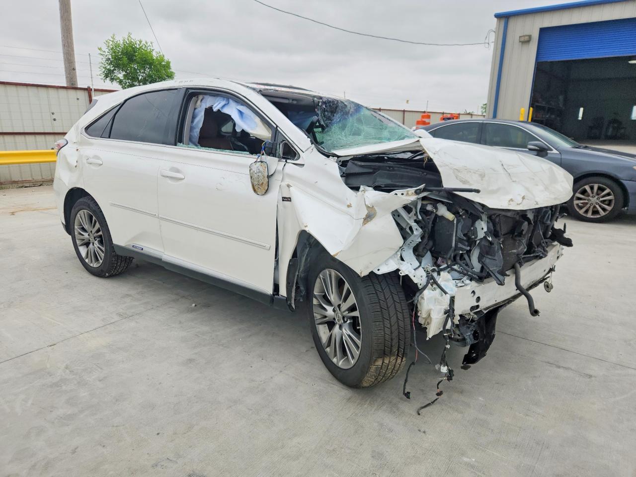2013 Lexus Rx 450h White vin: JTJZB1BA2D2007262