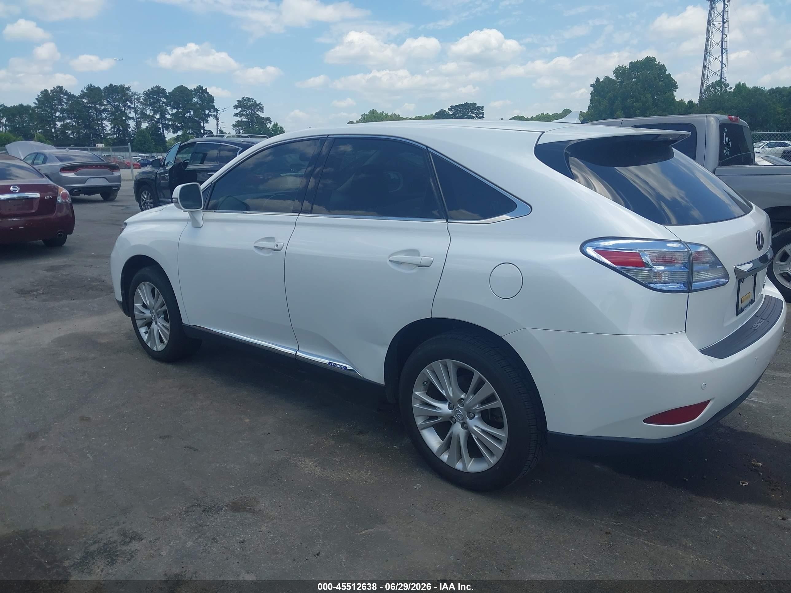 2011 Lexus Rx 450h   White vin: JTJZB1BA3B2405061