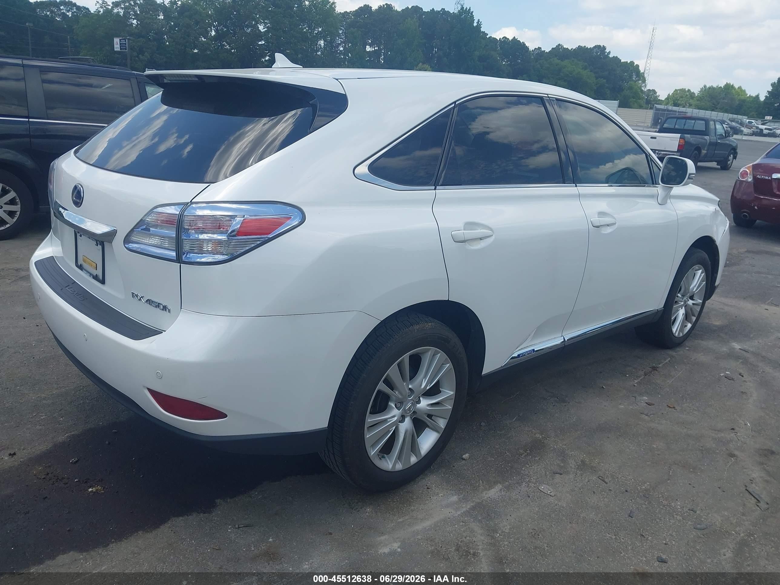 2011 Lexus Rx 450h   White vin: JTJZB1BA3B2405061