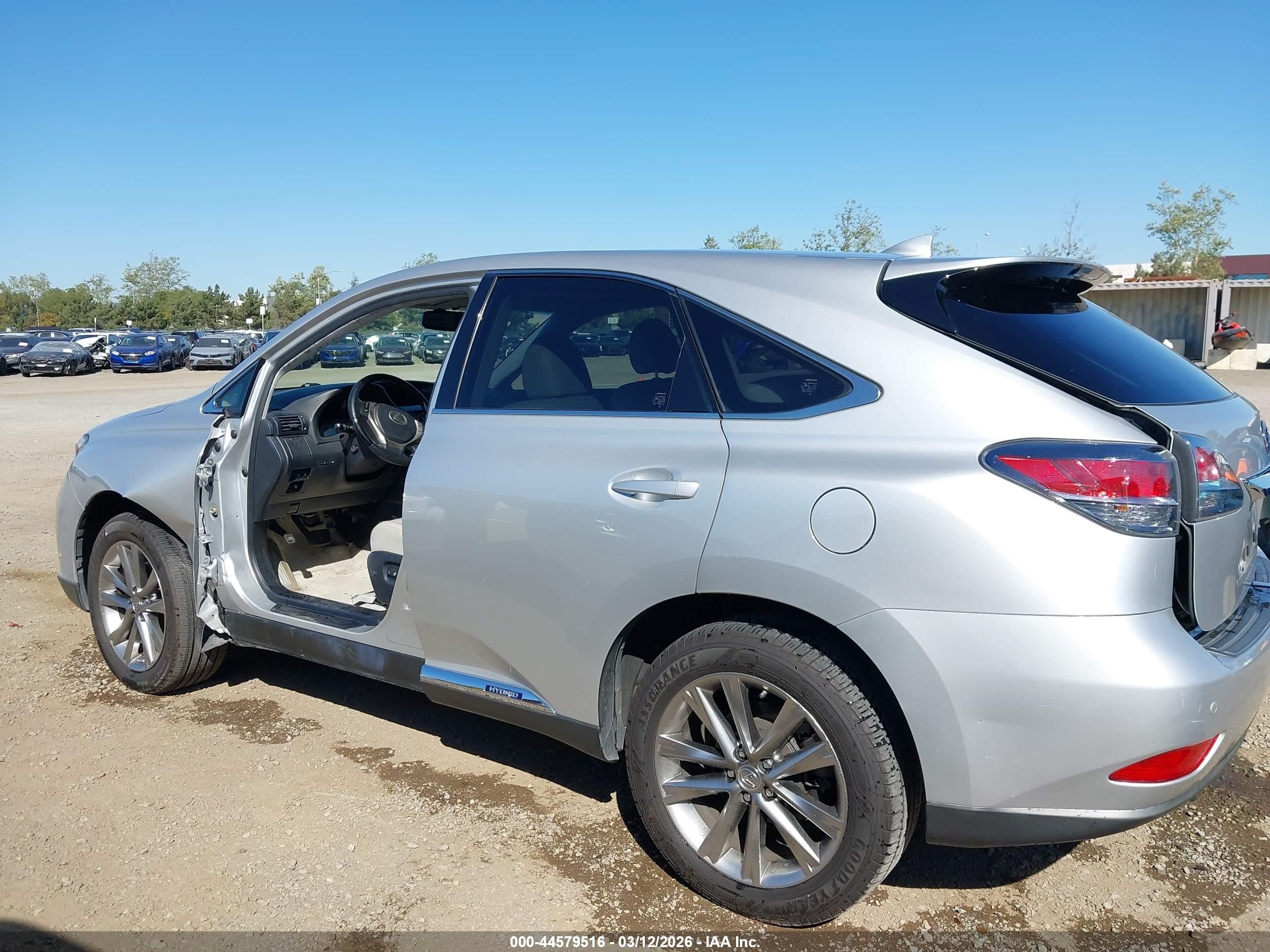 2014 Lexus Rx 450h   Silver vin: JTJZB1BA3E2413889