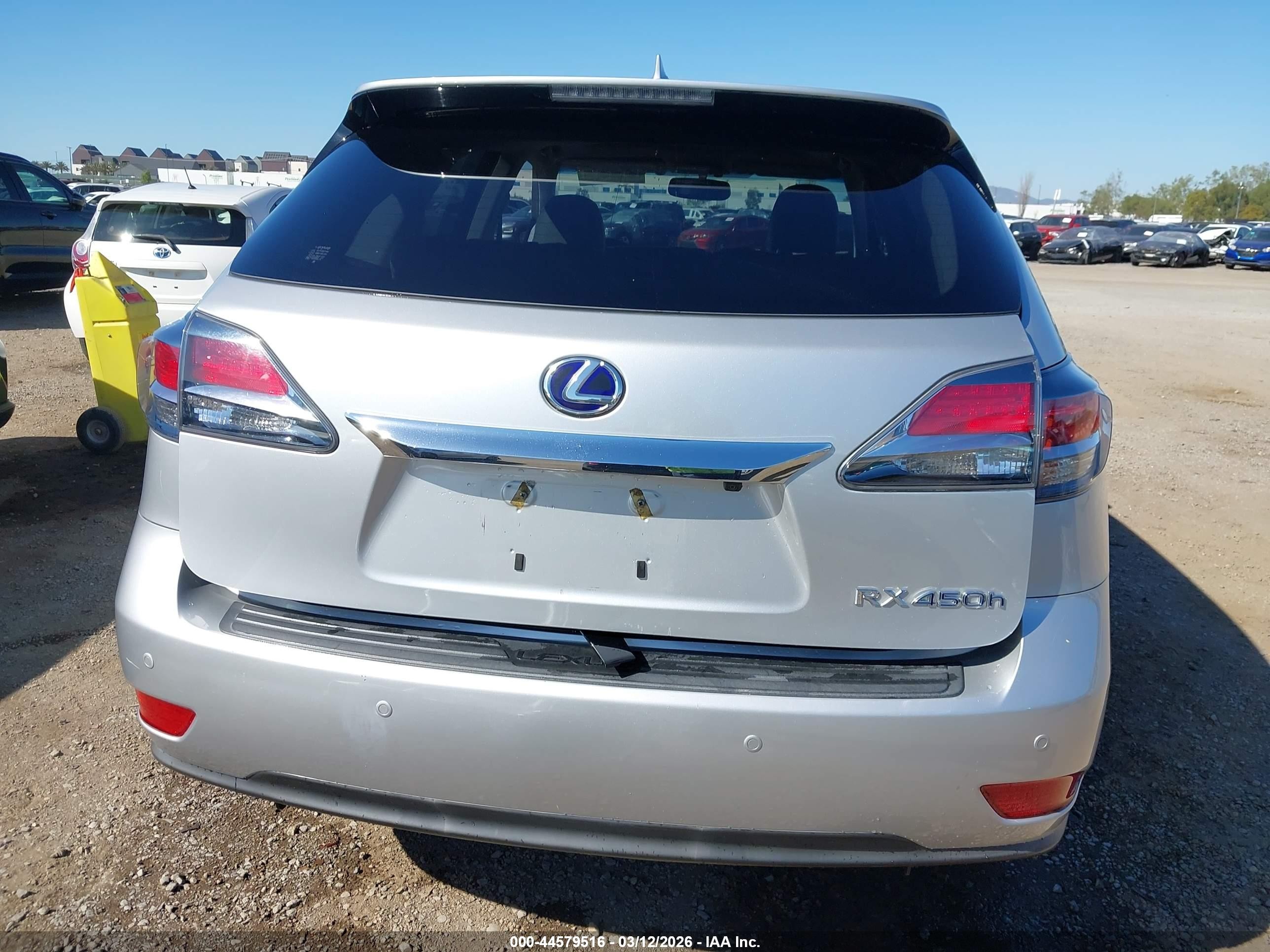 2014 Lexus Rx 450h   Silver vin: JTJZB1BA3E2413889