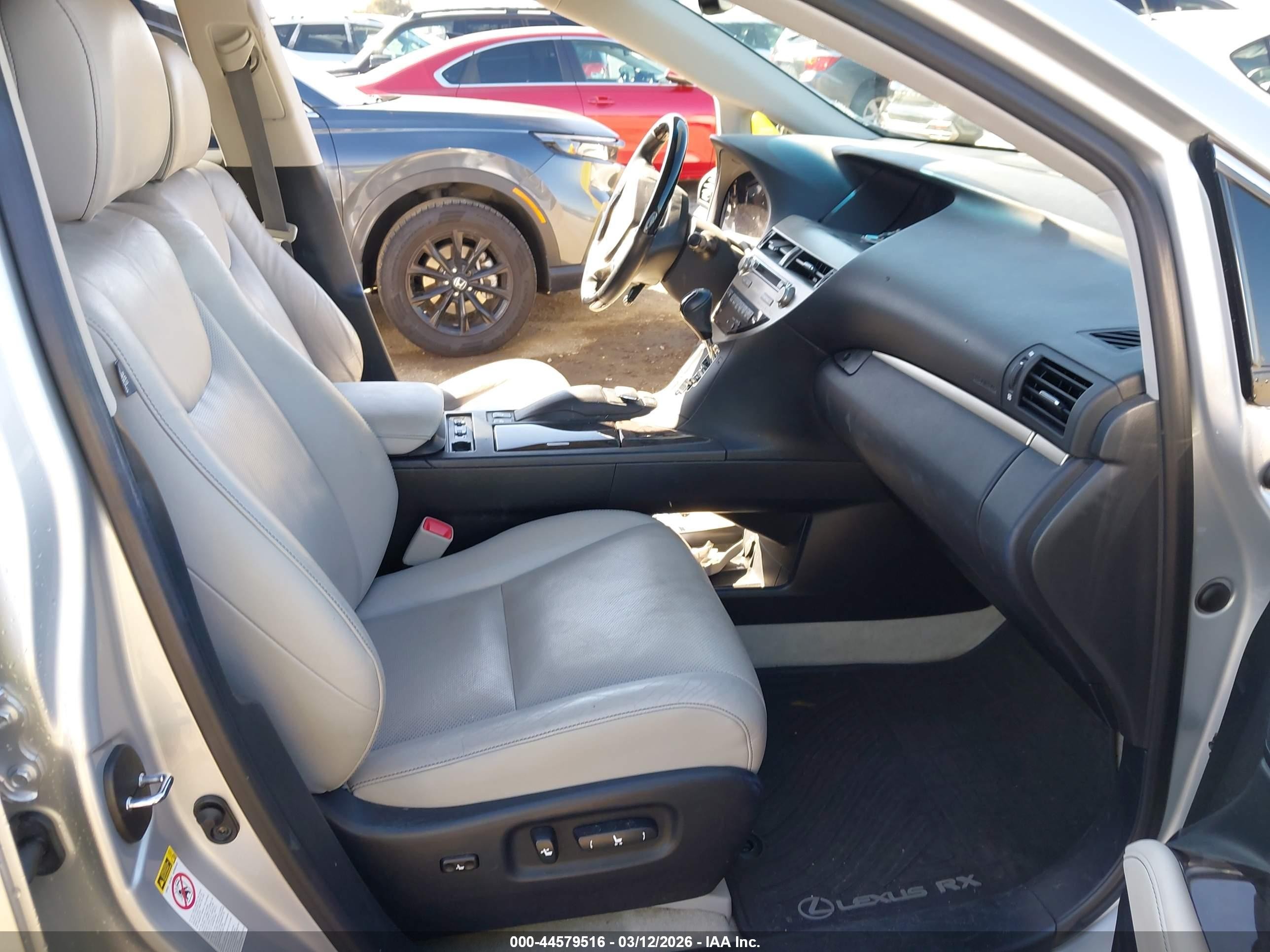 2014 Lexus Rx 450h   Silver vin: JTJZB1BA3E2413889