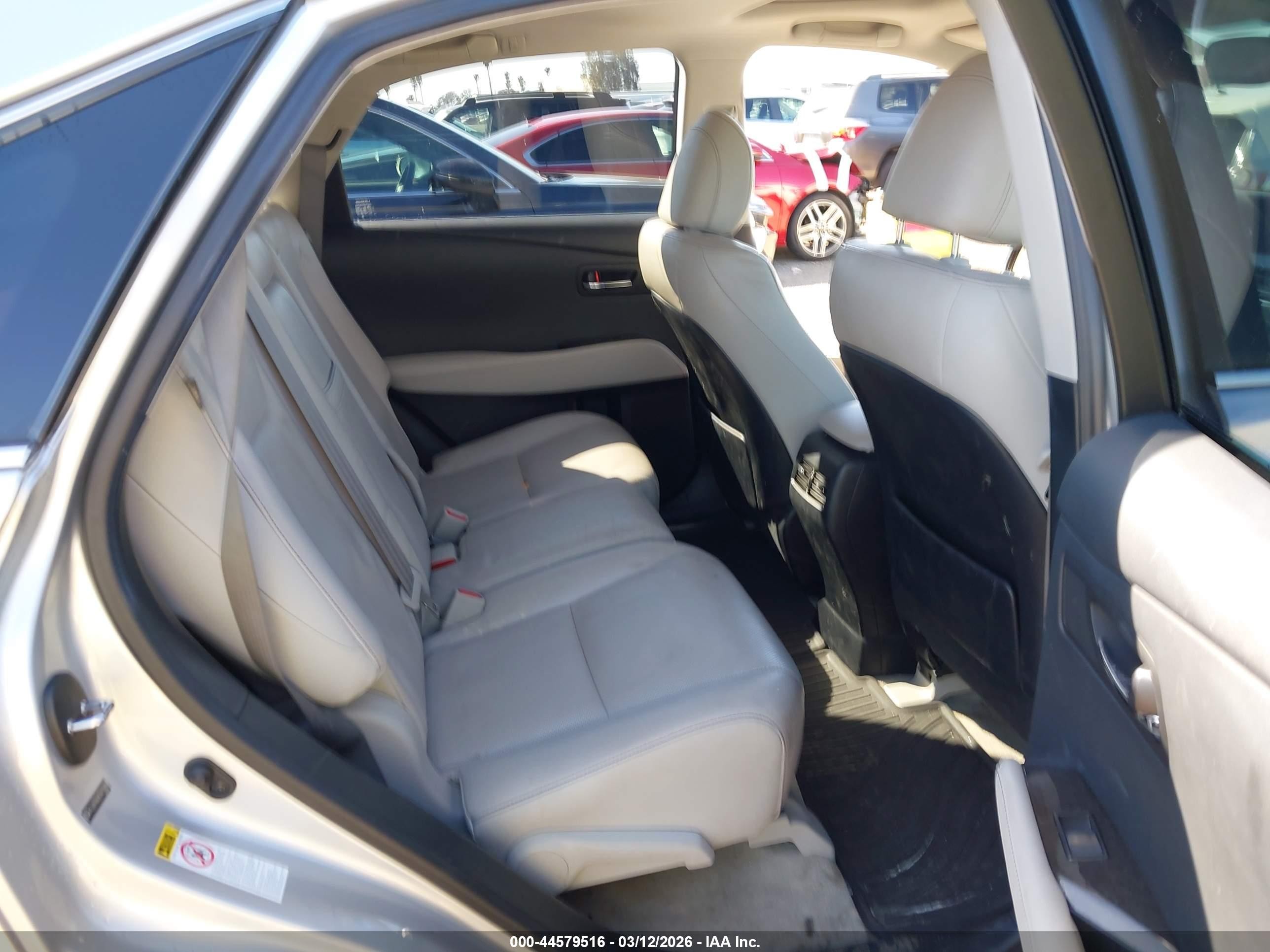 2014 Lexus Rx 450h   Silver vin: JTJZB1BA3E2413889
