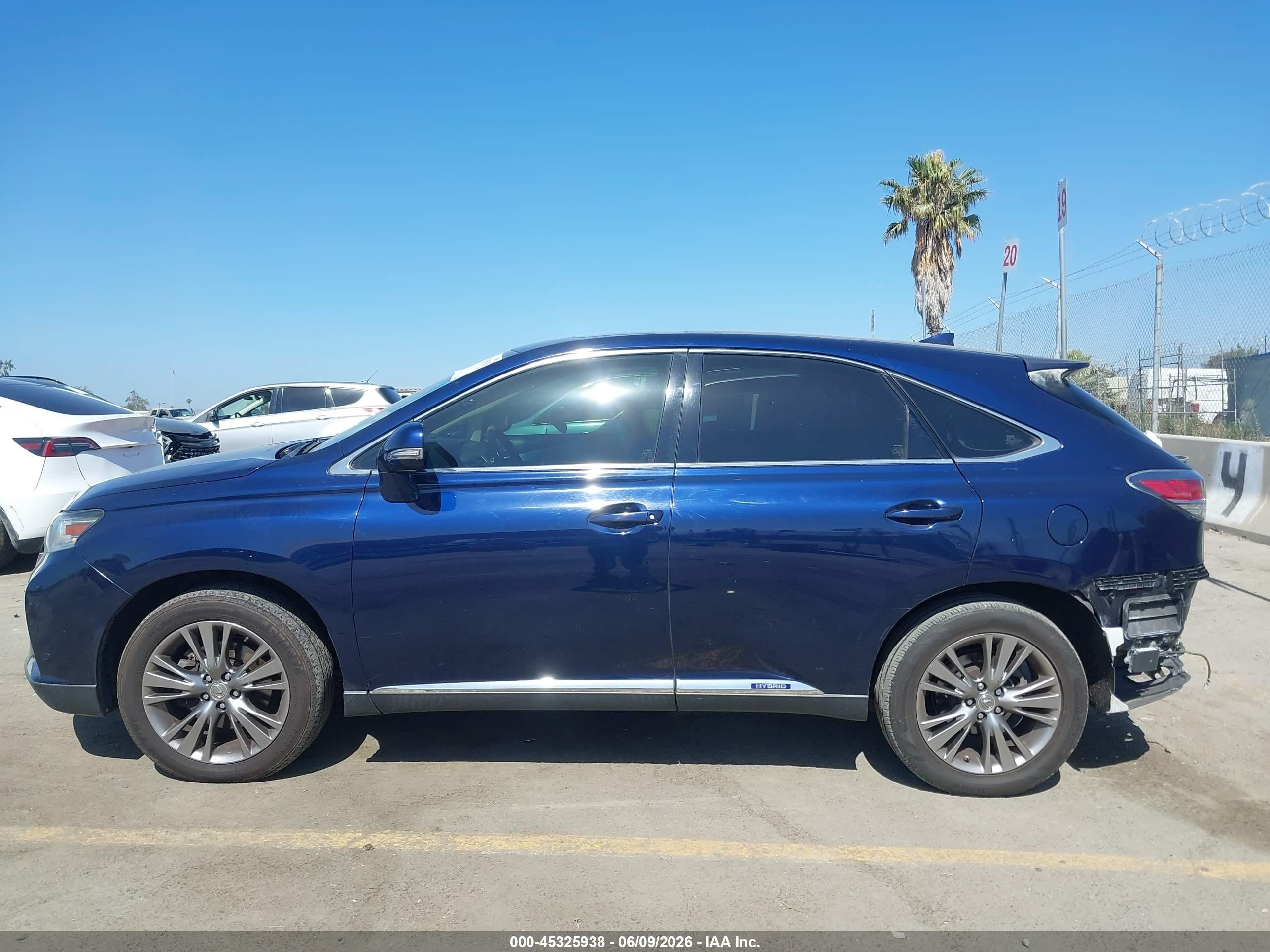 2014 Lexus Rx 450h   Dark Blue vin: JTJZB1BA4E2009760