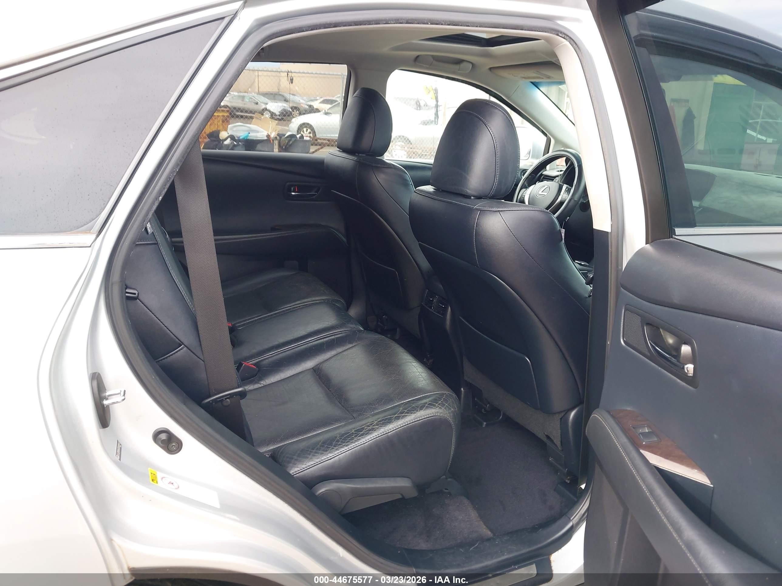 2013 Lexus Rx 450h Серебряный vin: JTJZB1BA7D2008147