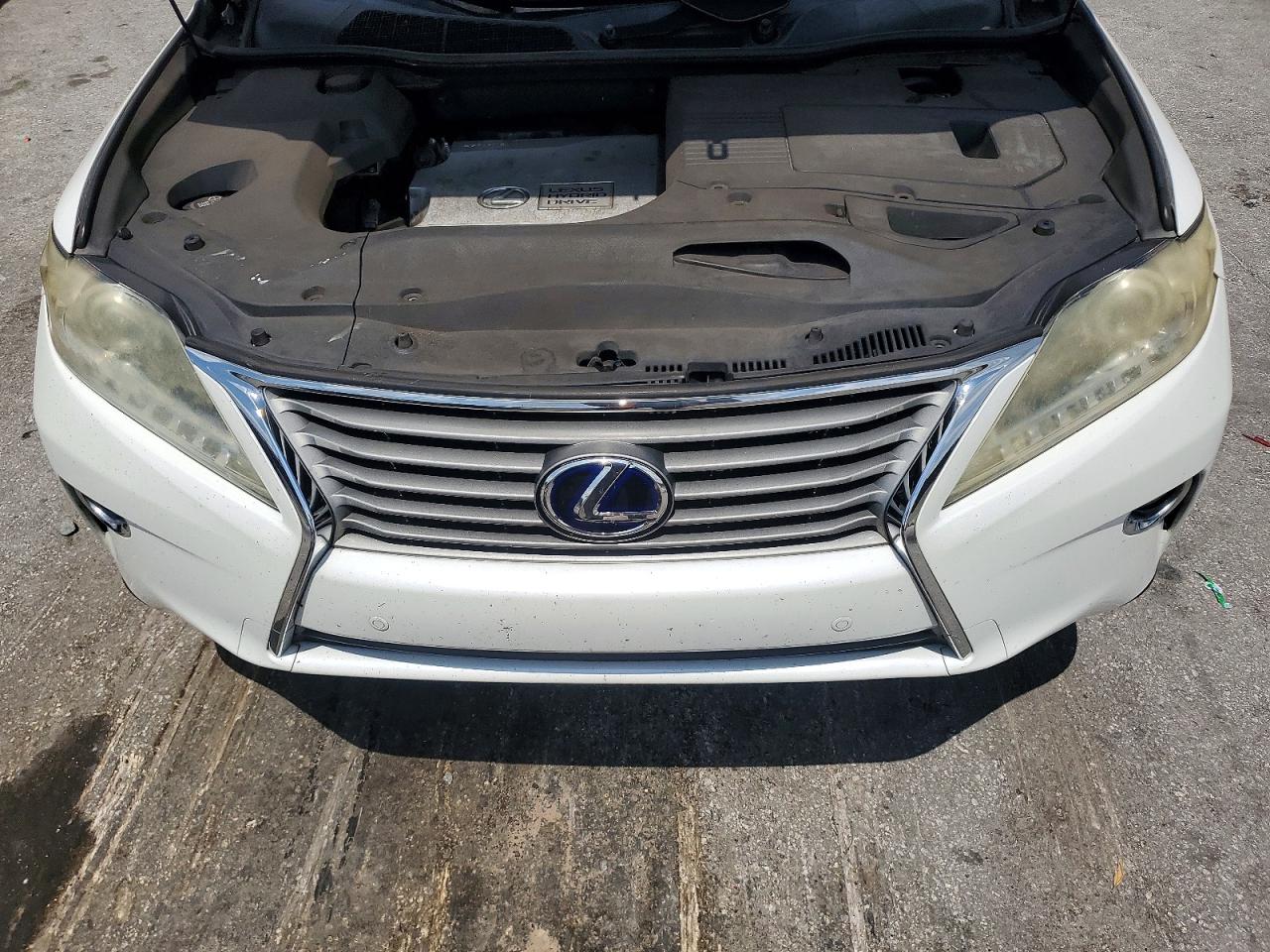 2013 Lexus Rx 450h White vin: JTJZB1BA7D2413246