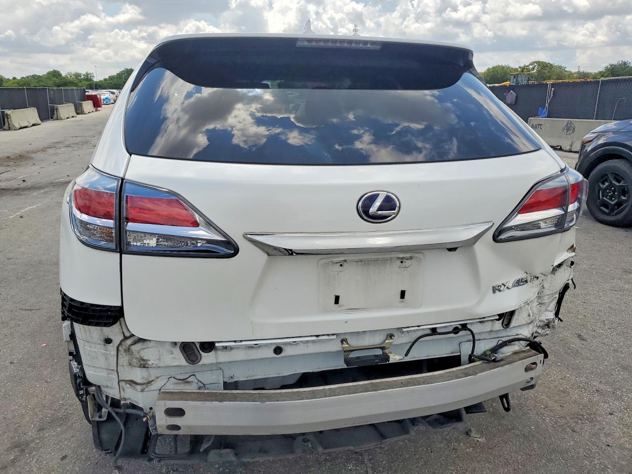 2013 Lexus Rx 450h White vin: JTJZB1BA7D2413246