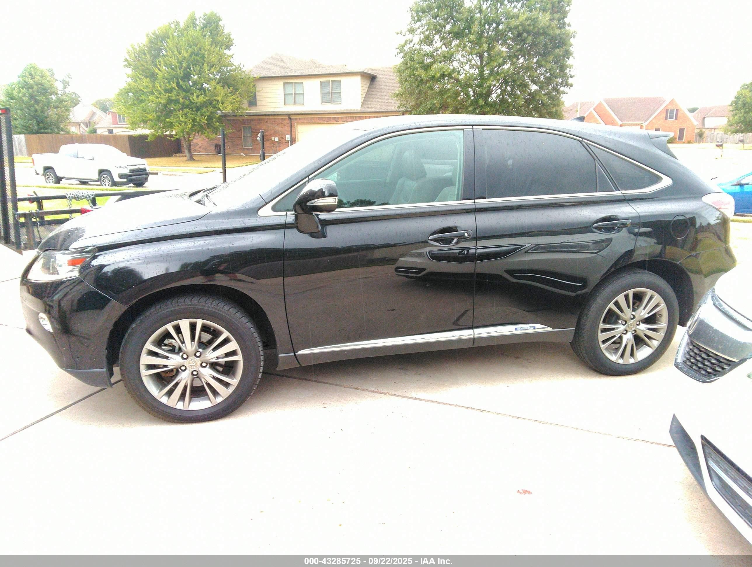 2014 Lexus Rx 450h   Black vin: JTJZB1BA7E2413622