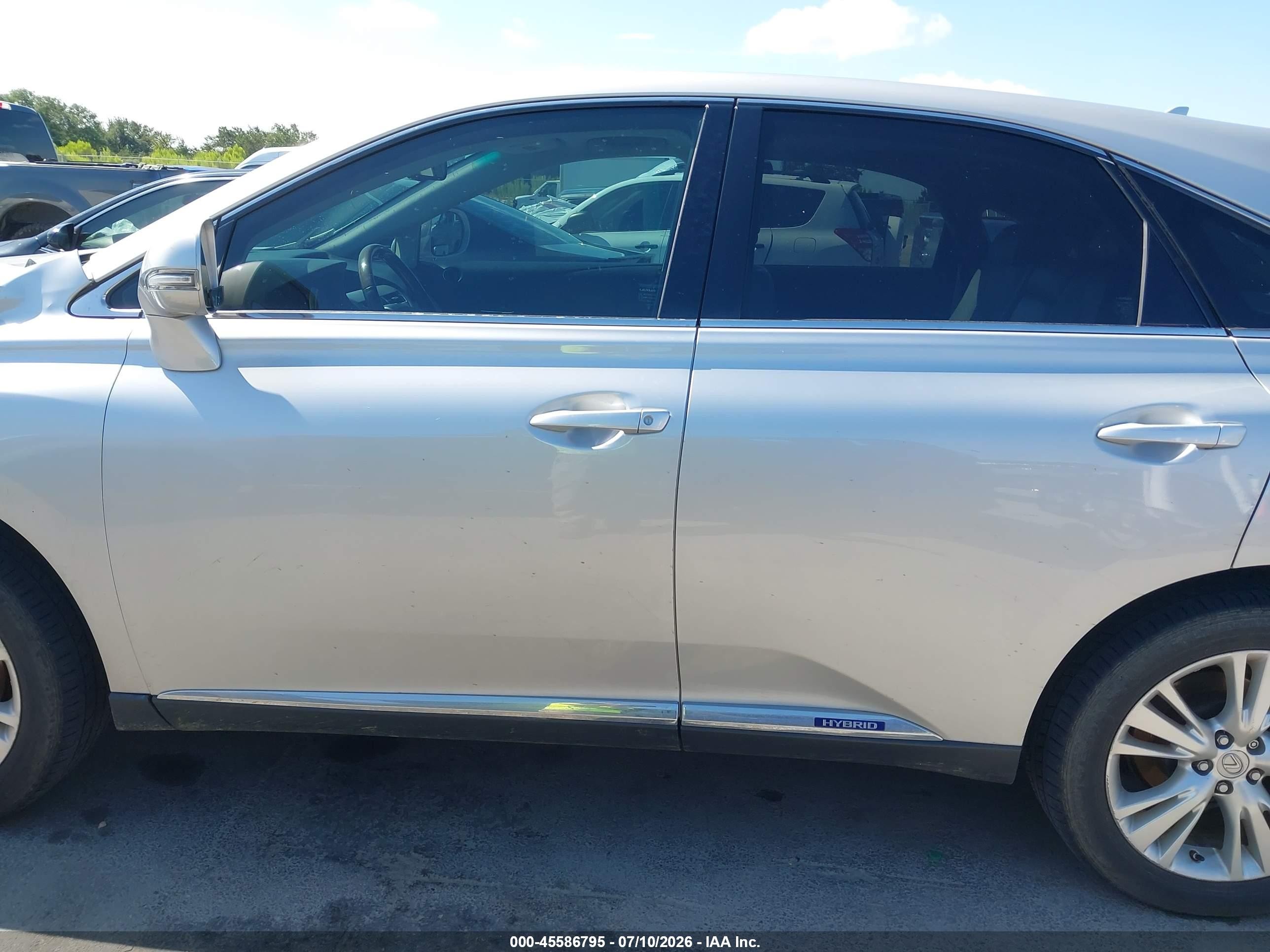 2010 Lexus Rx 450h   Silver vin: JTJZB1BA8A2000201