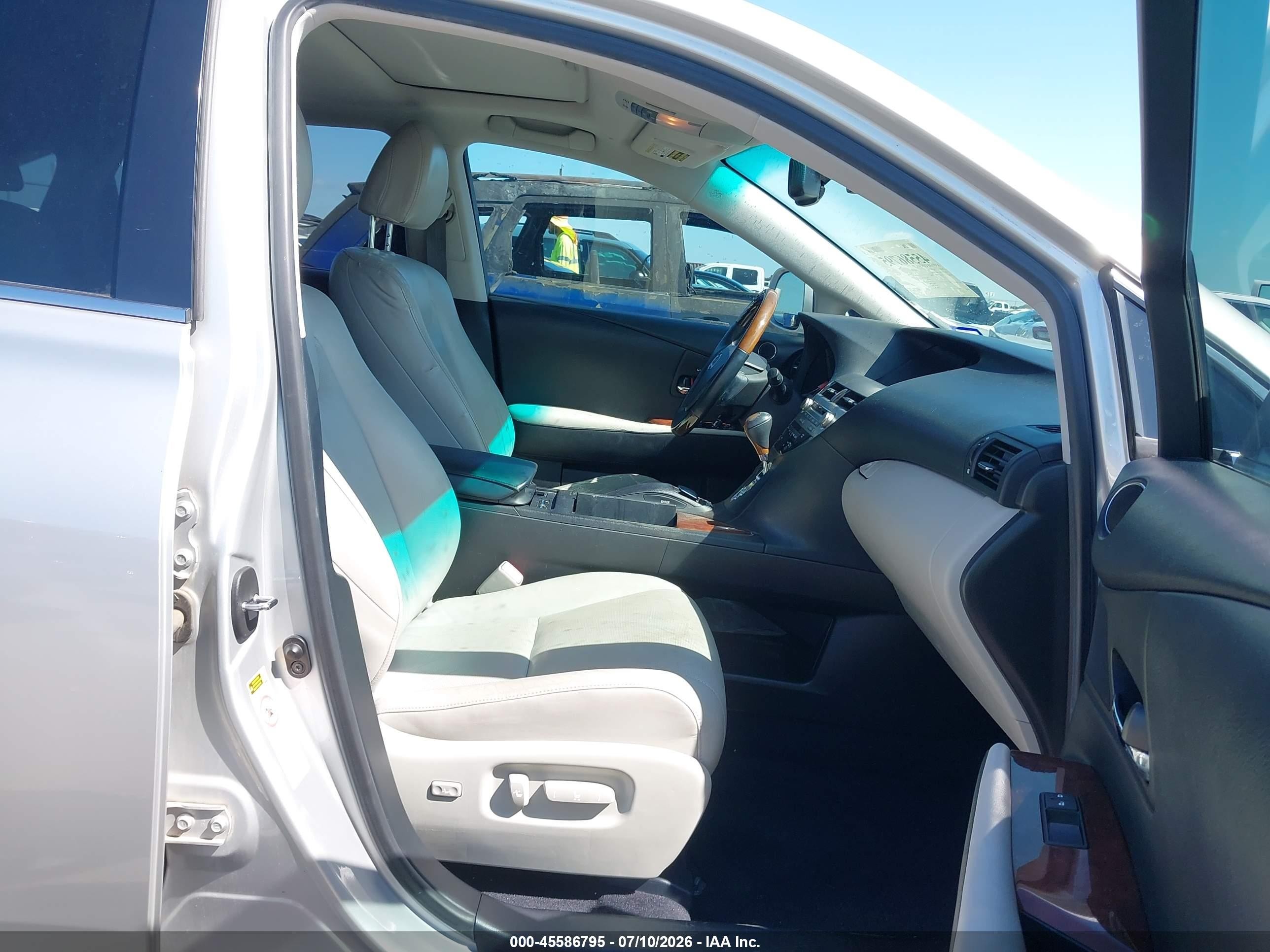 2010 Lexus Rx 450h   Silver vin: JTJZB1BA8A2000201