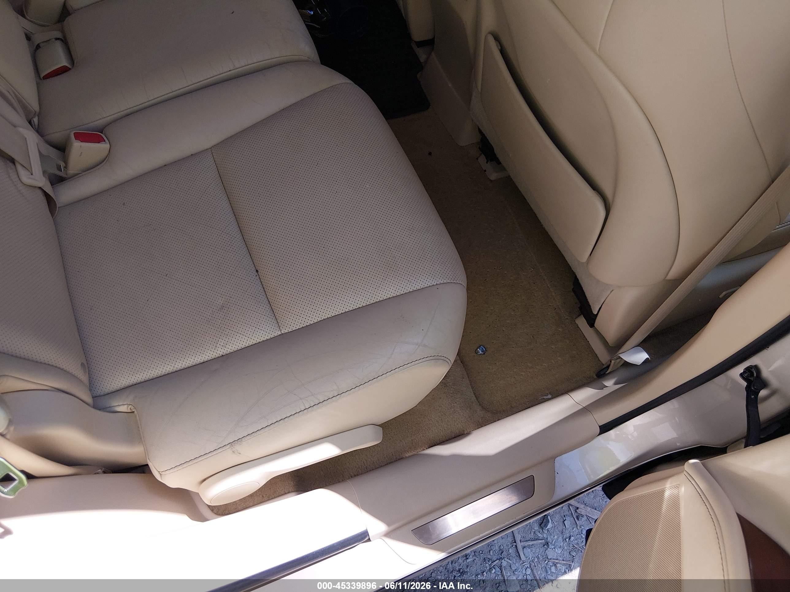 2014 Lexus Rx 350   Champagne vin: JTJZK1BA1E2011417