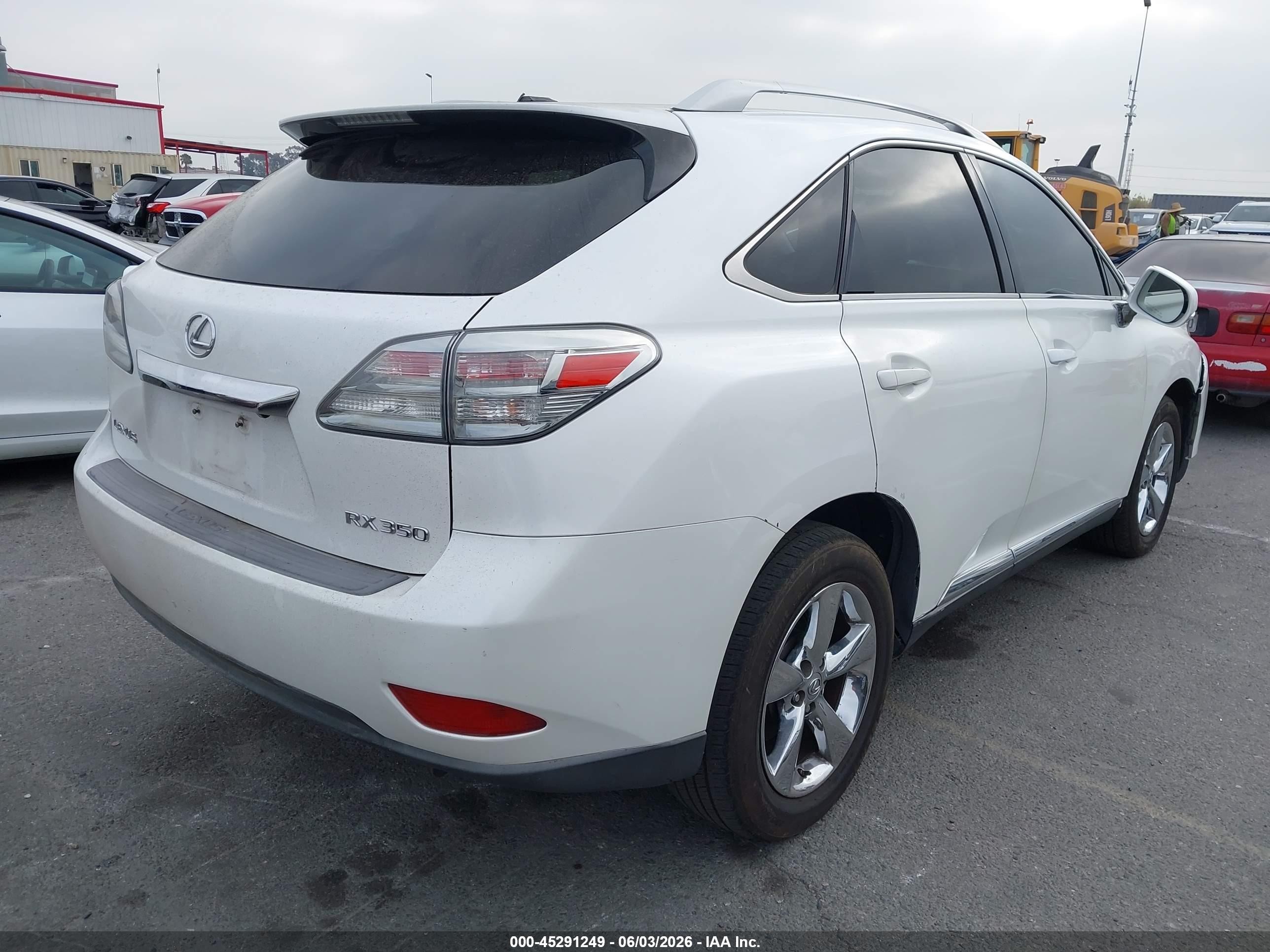 2010 Lexus Rx 350   White vin: JTJZK1BA2A2400481