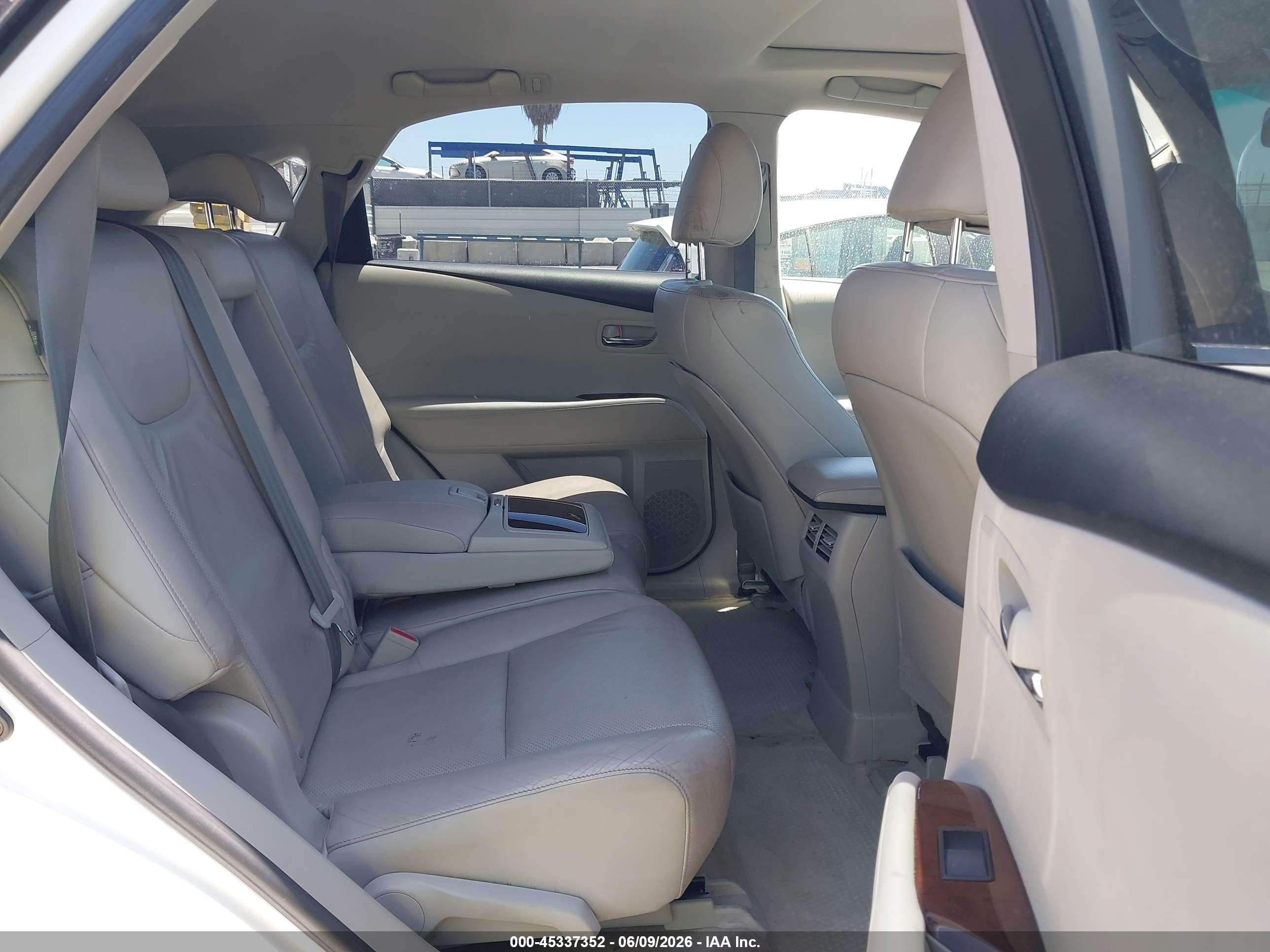 2010 Lexus Rx 350   White vin: JTJZK1BA4A2000969